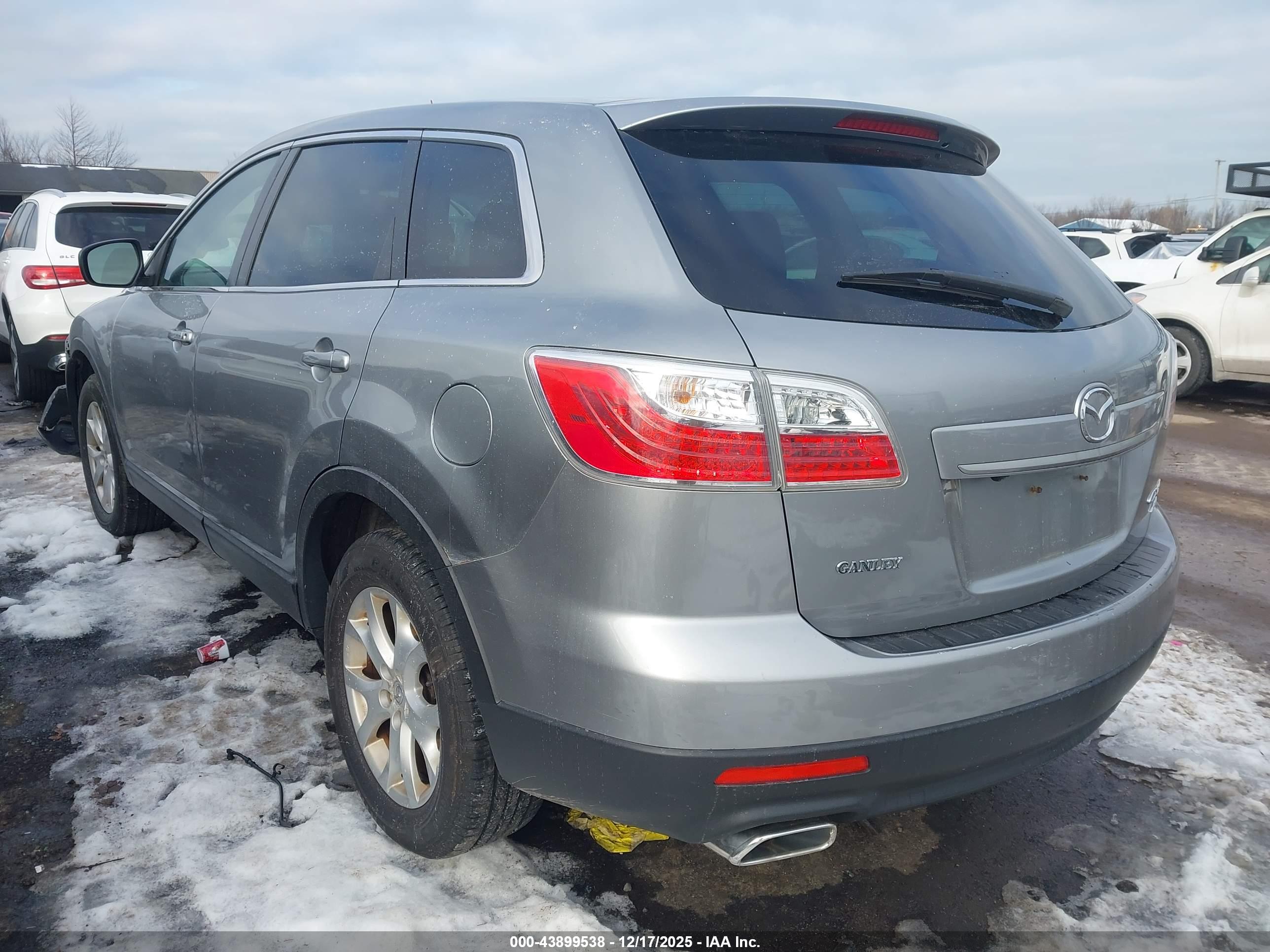 MAZDA CX-9 image 3