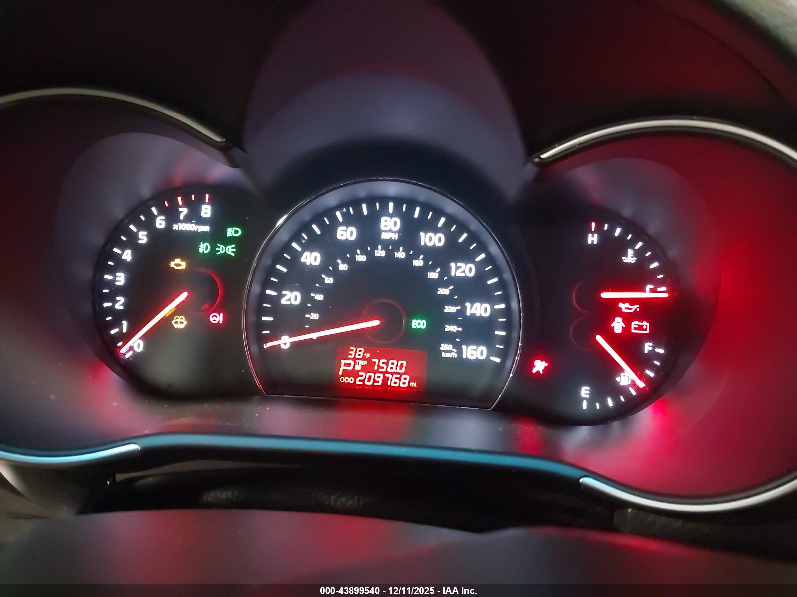 KIA SORENTO image 7