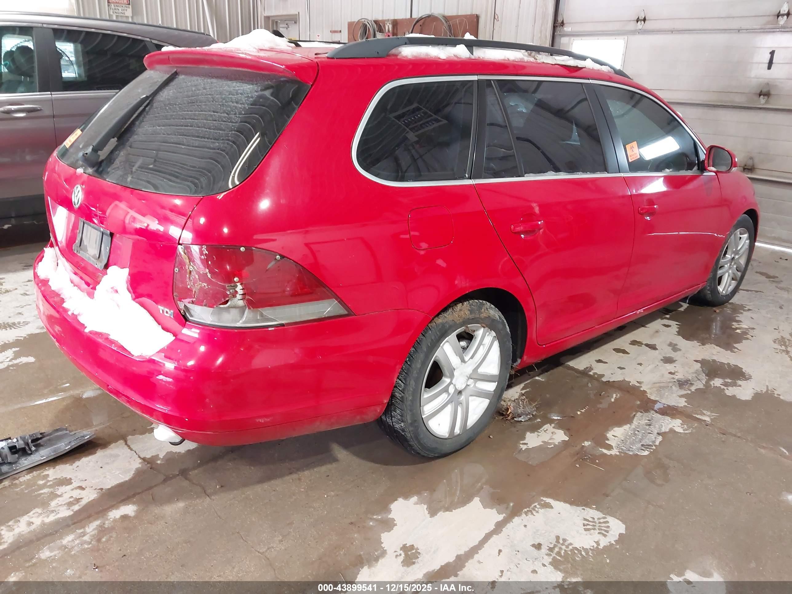 VOLKSWAGEN JETTA image 4