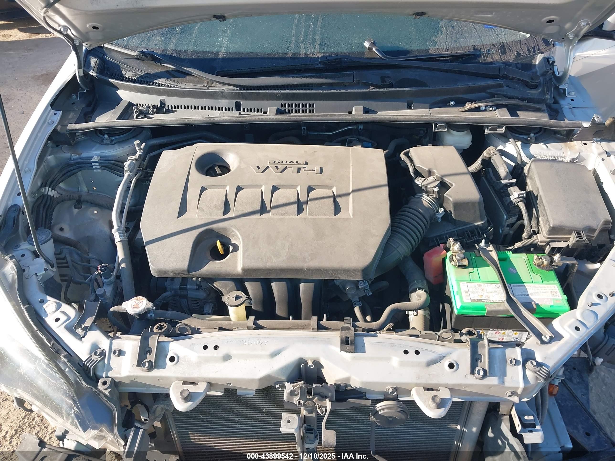TOYOTA COROLLA image 10