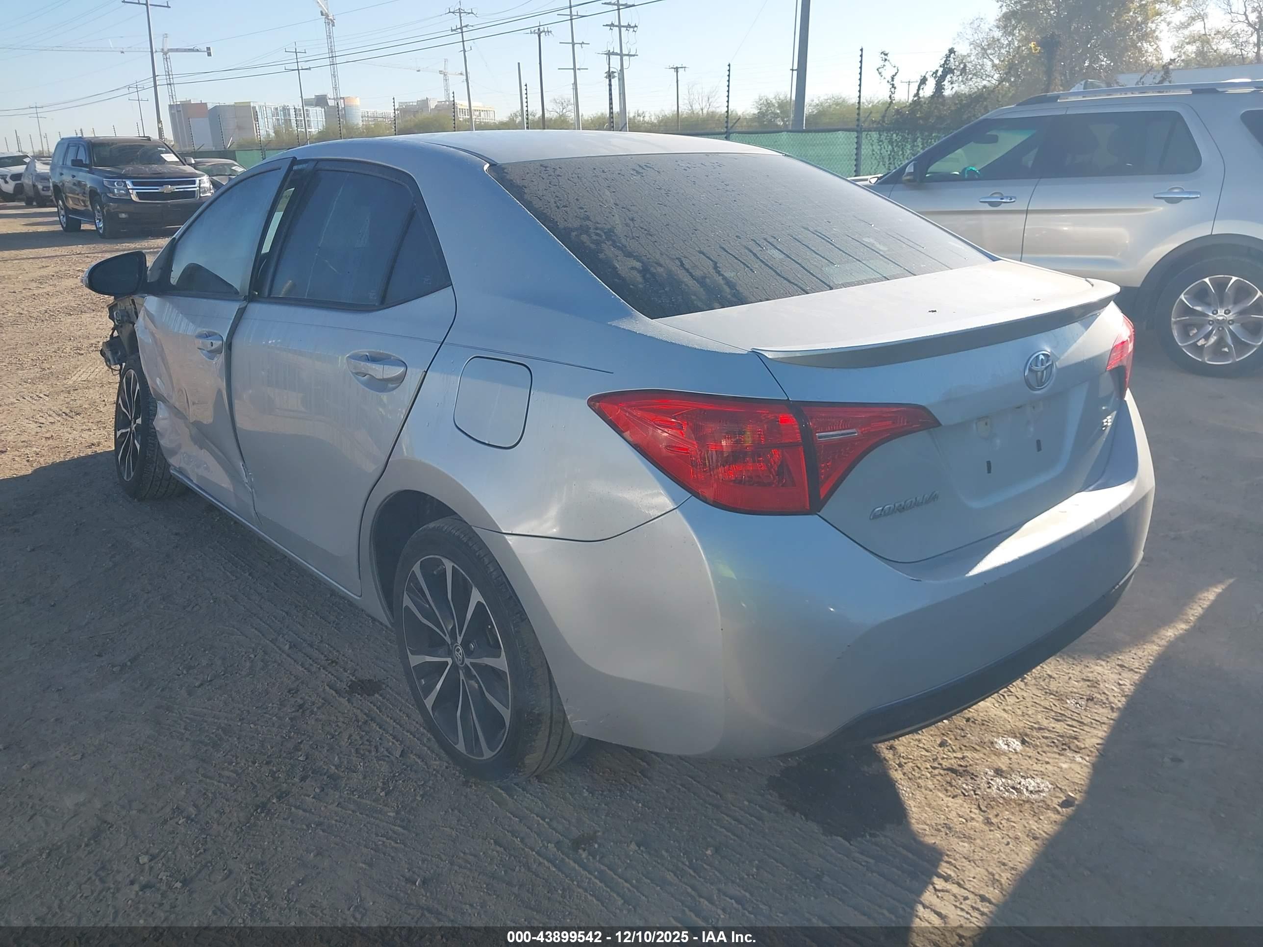 TOYOTA COROLLA image 3