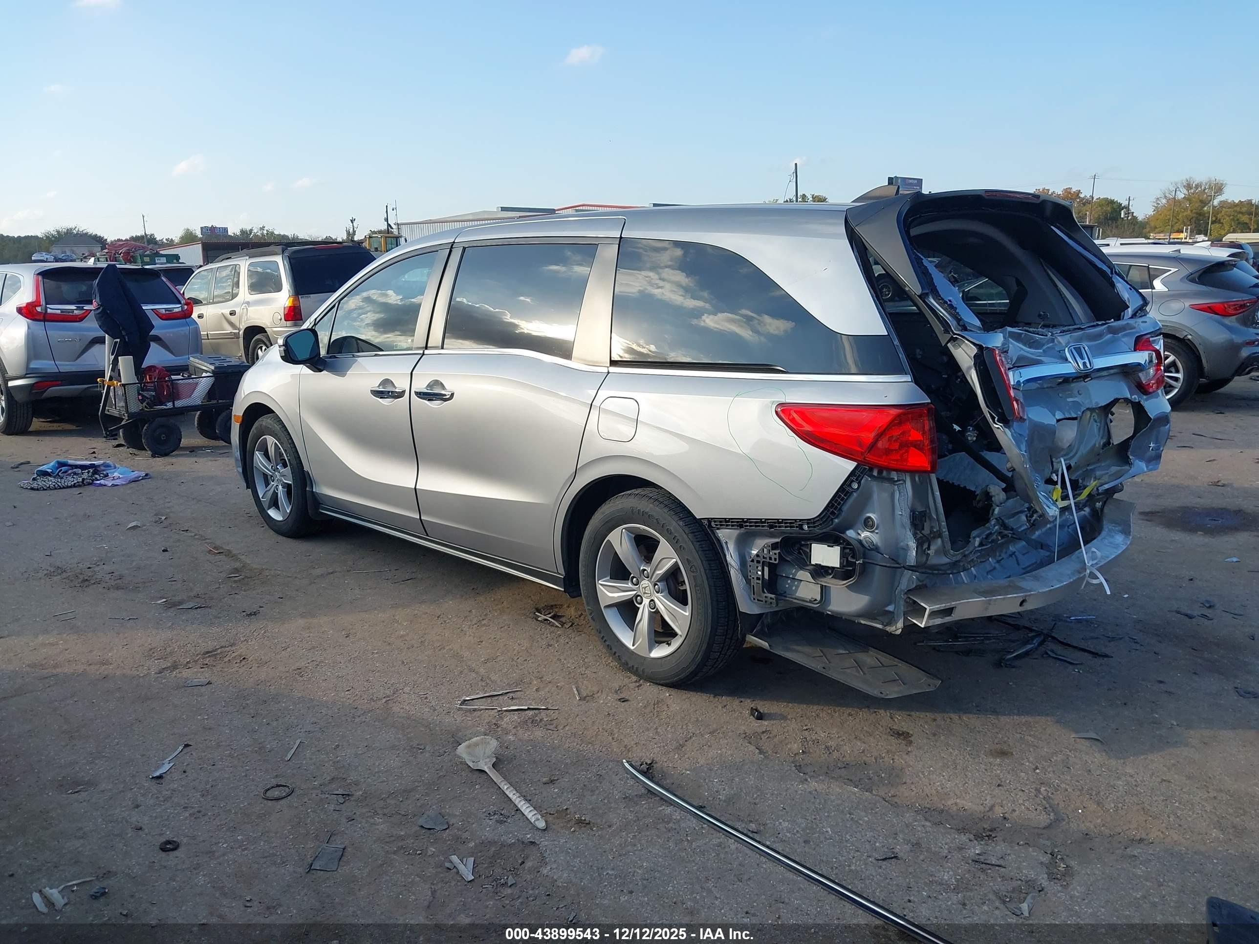 HONDA ODYSSEY image 3