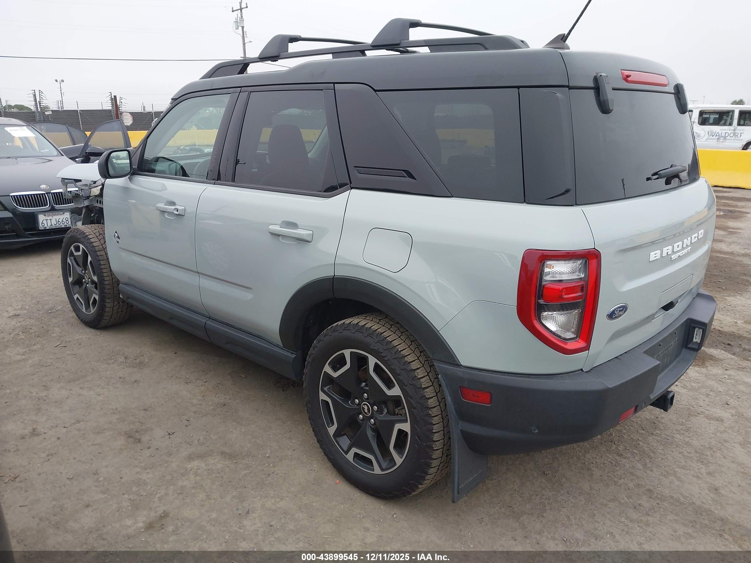 FORD BRONCO image 3
