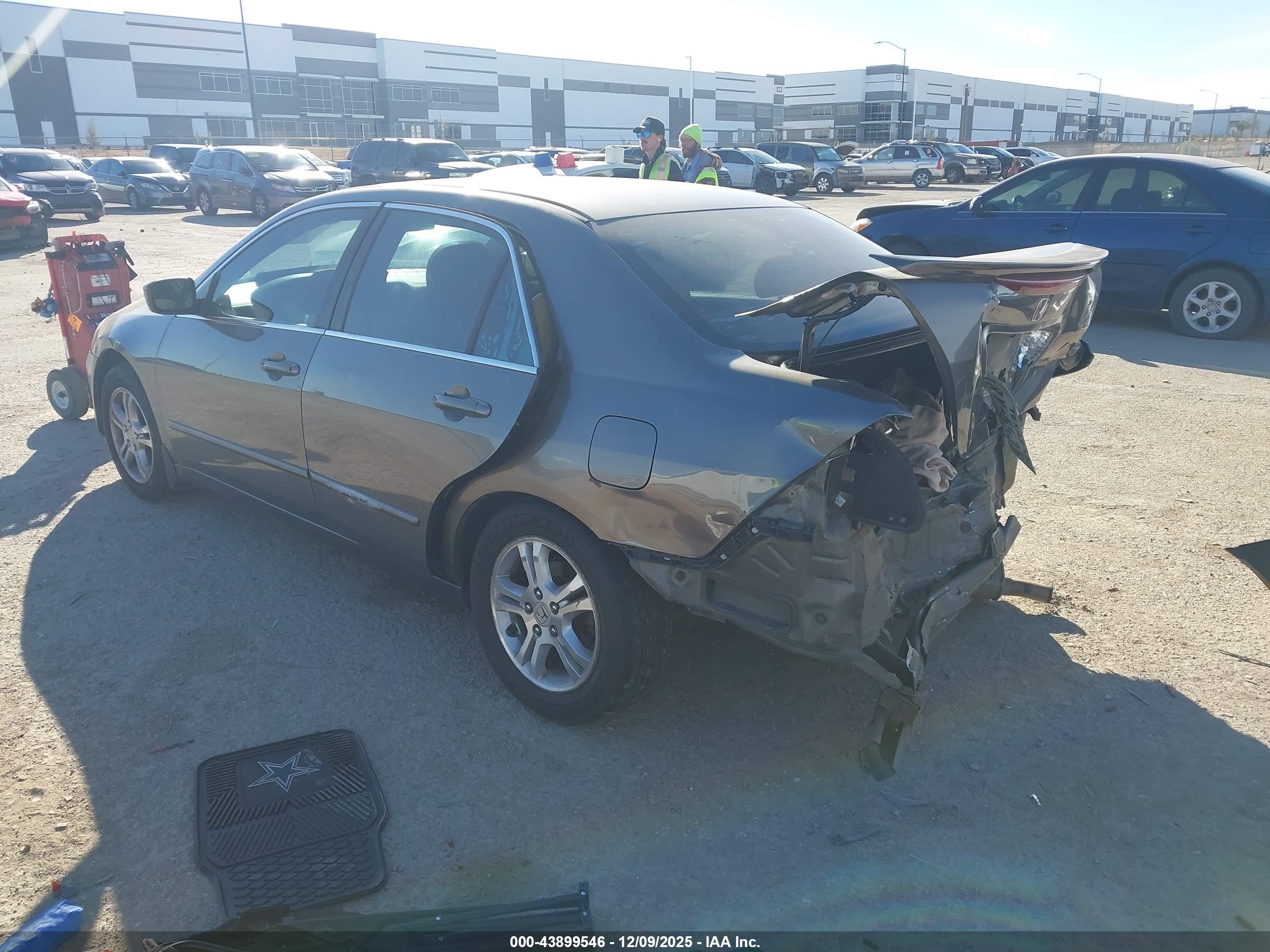 HONDA ACCORD image 3