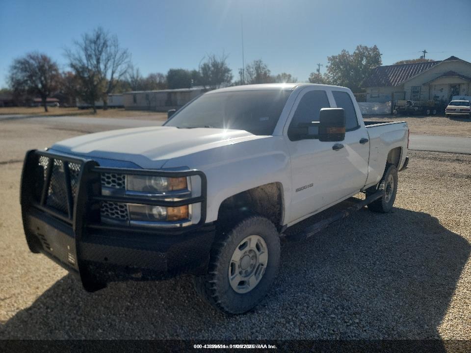 CHEVROLET SILVERADO image 2