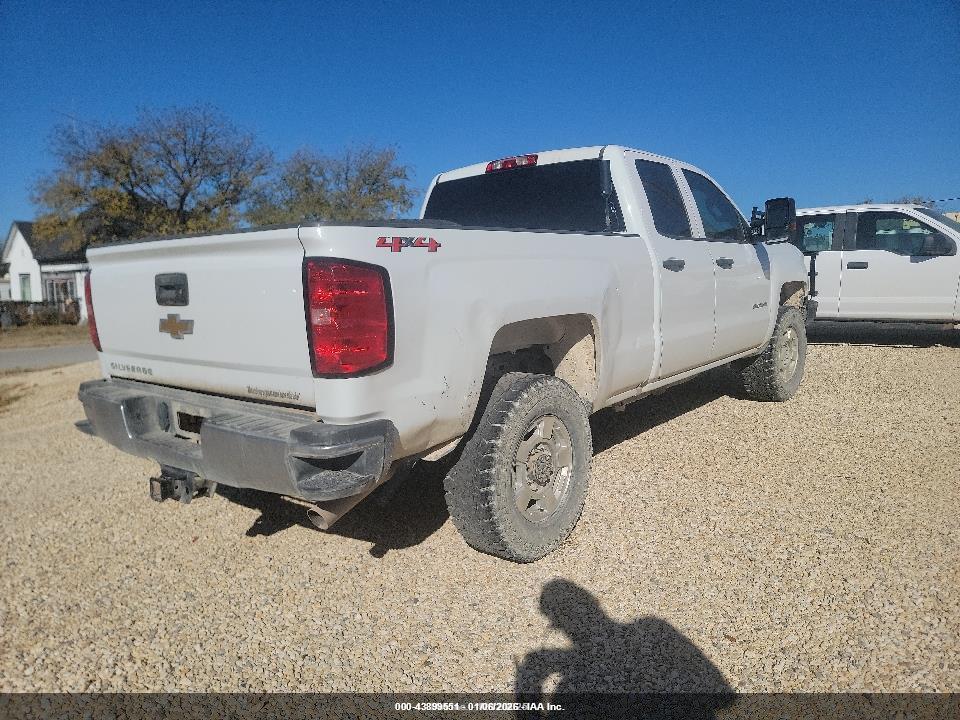 CHEVROLET SILVERADO image 4