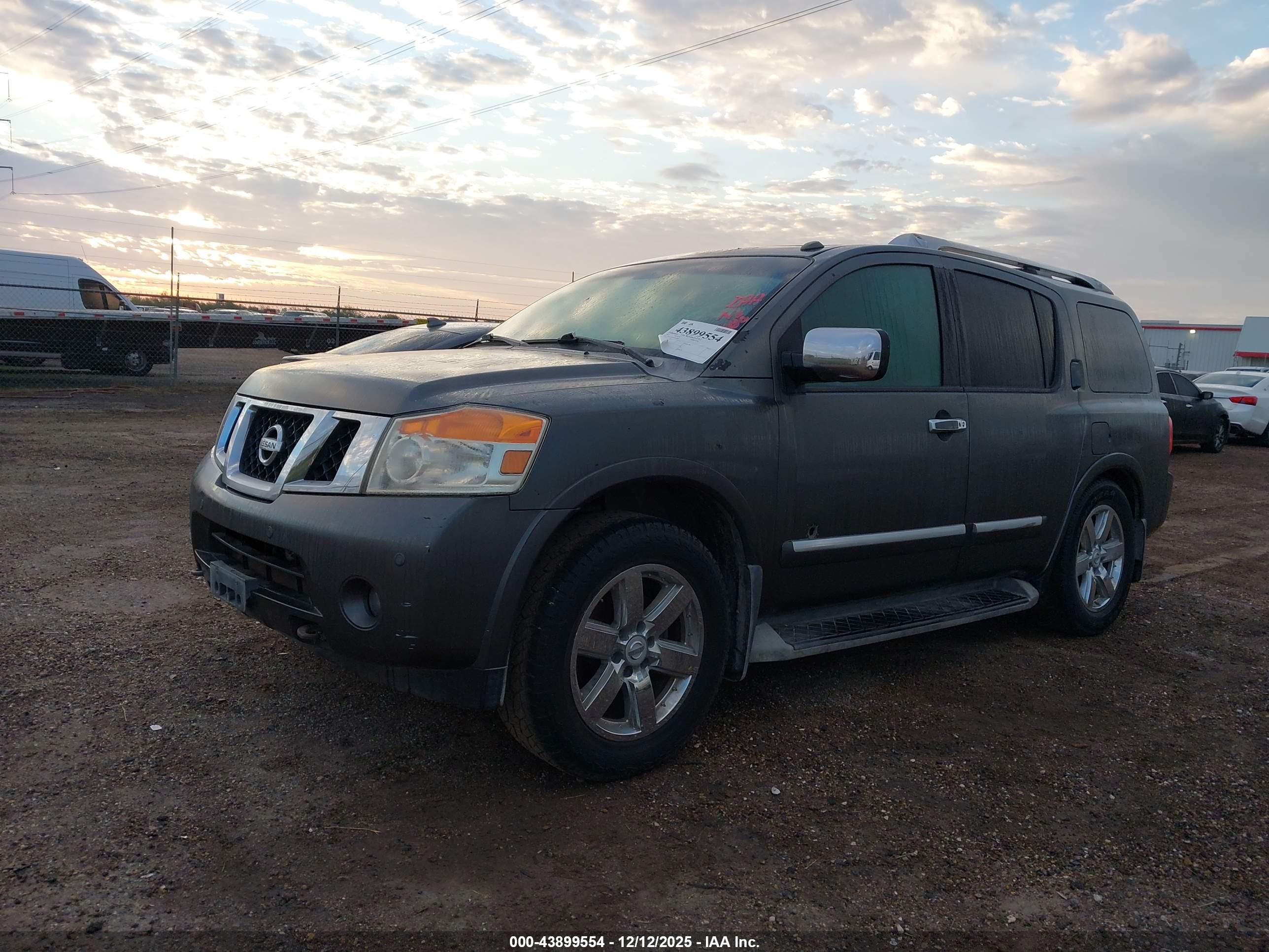 NISSAN ARMADA image 2