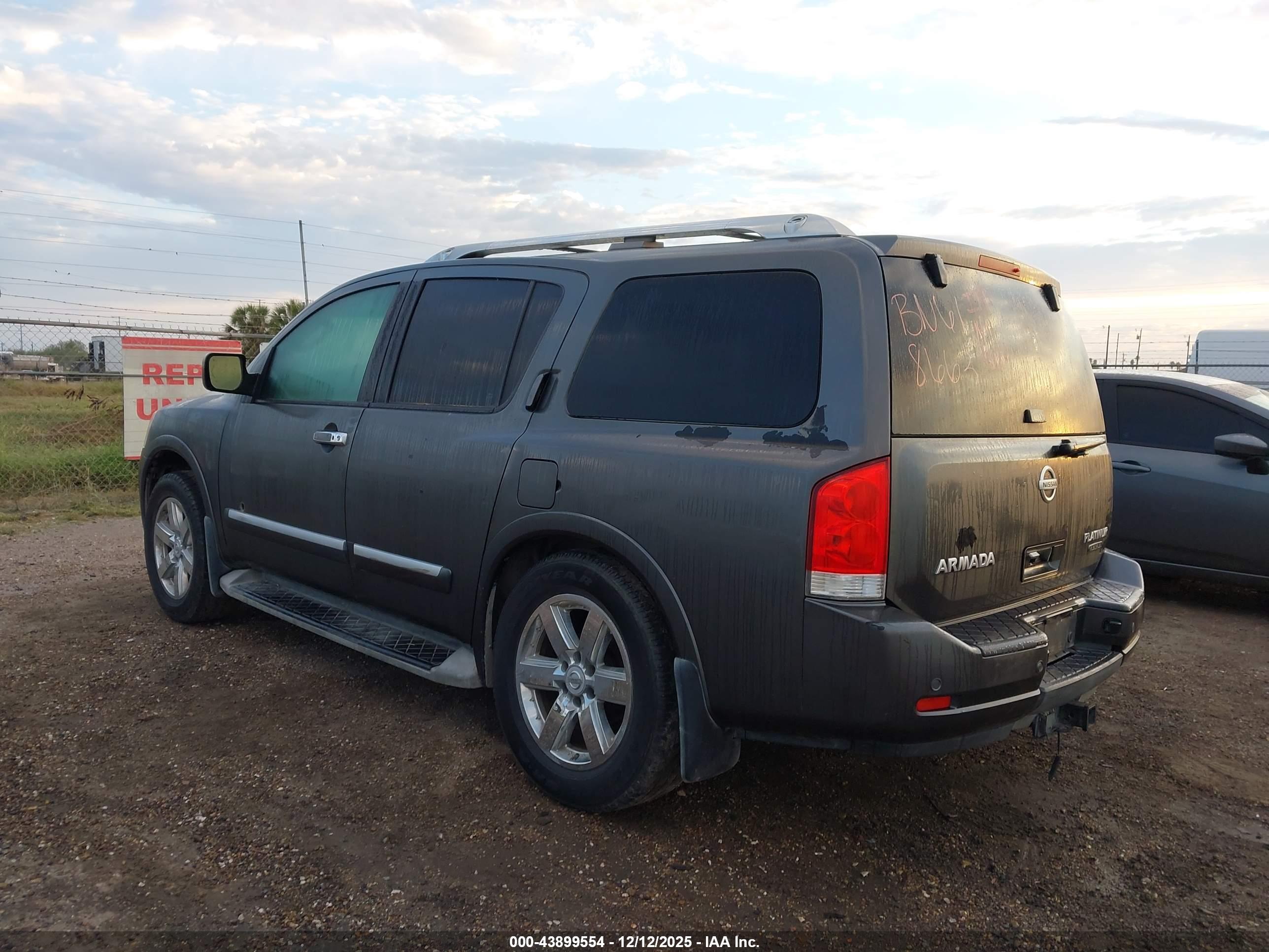 NISSAN ARMADA image 3