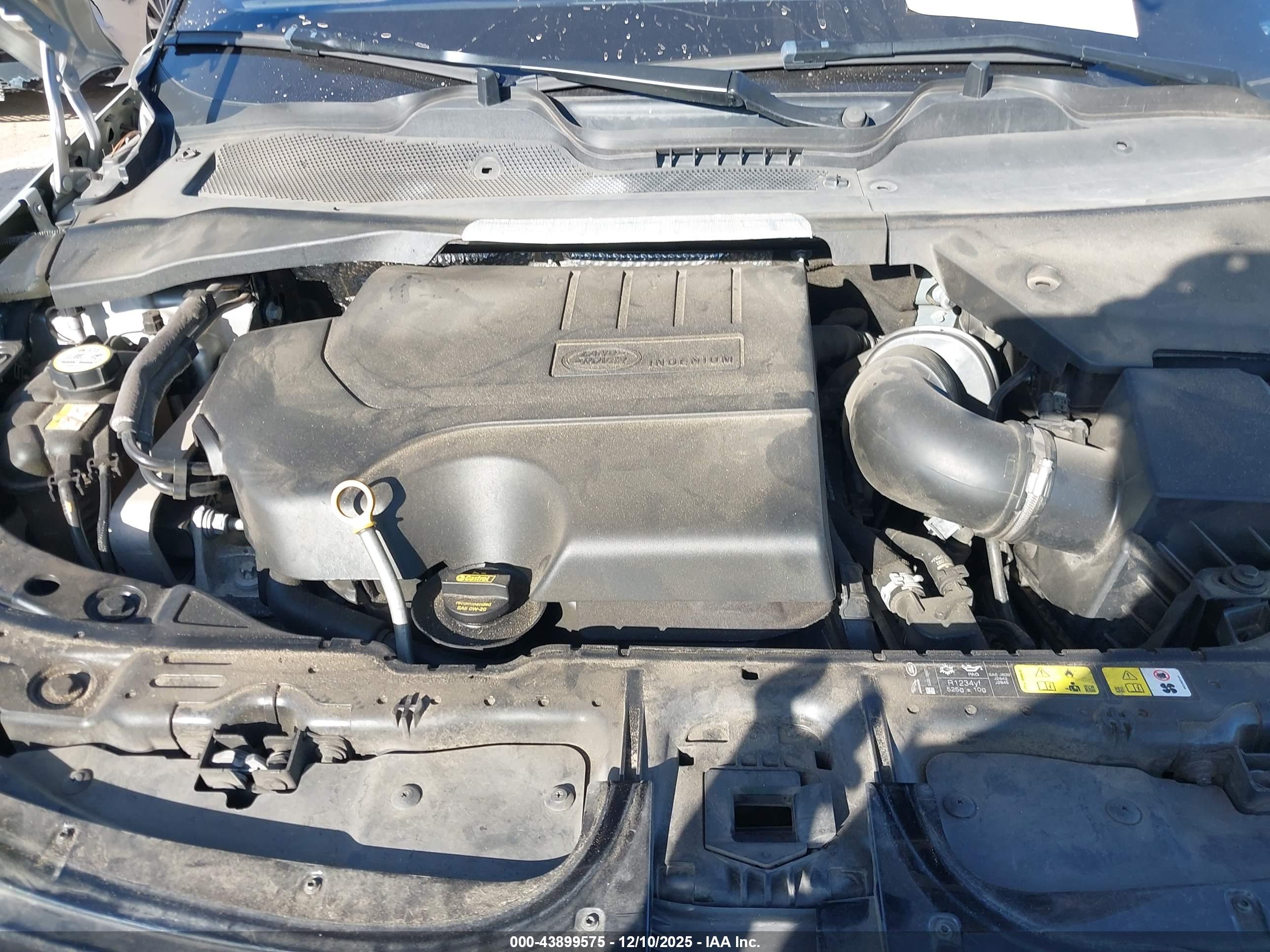 LAND ROVER image 10