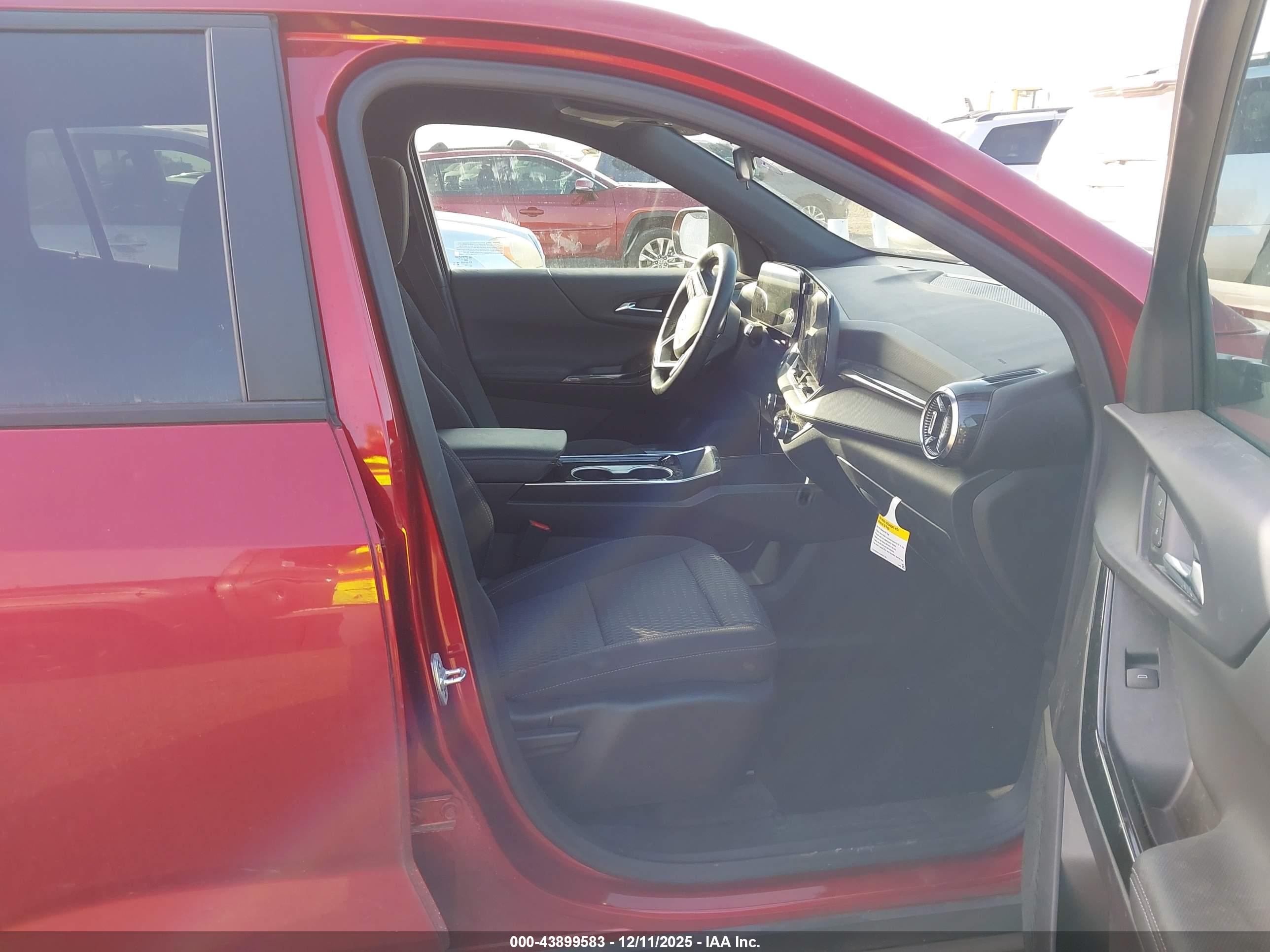 CHEVROLET EQUINOX image 5