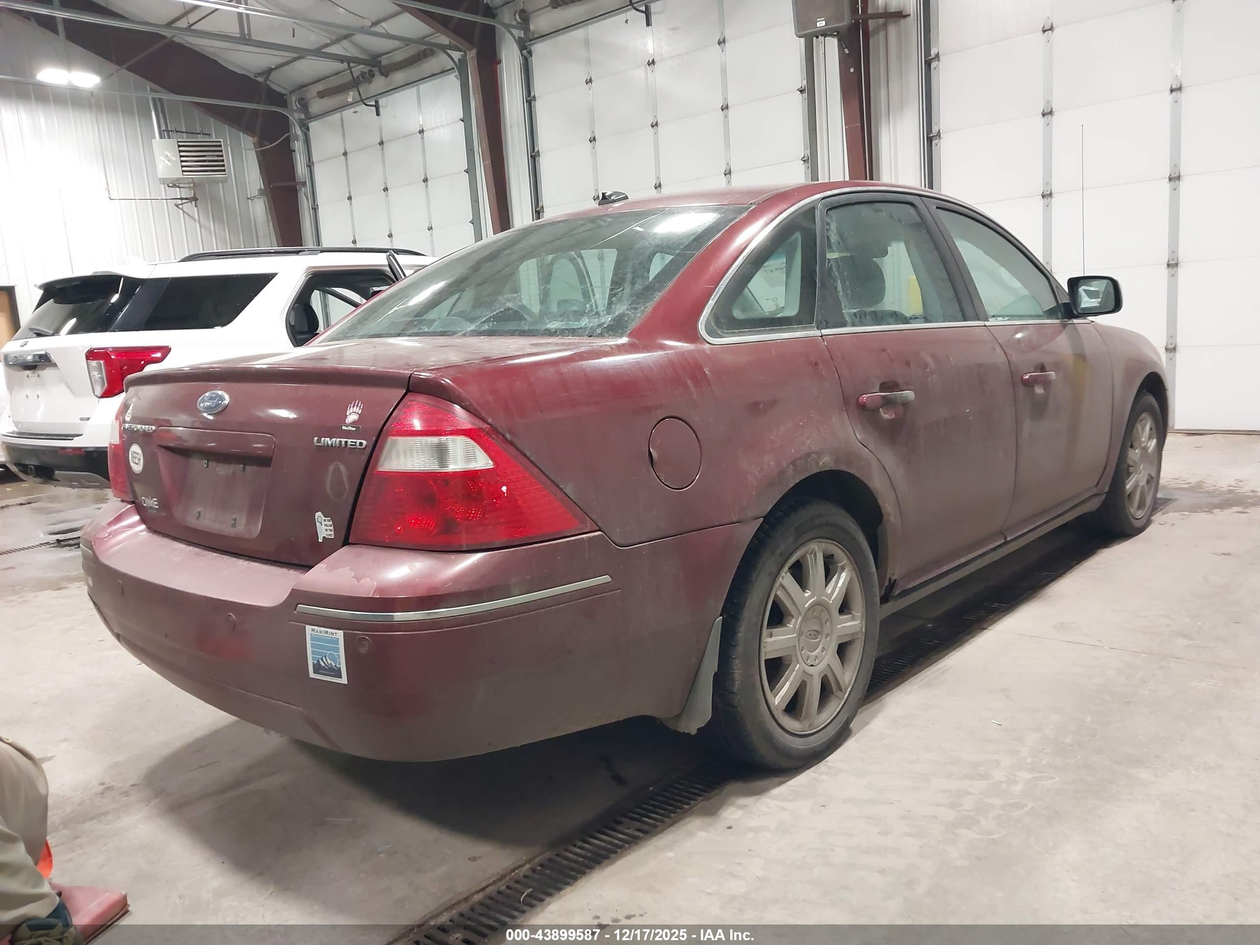 FORD FIVE image 4
