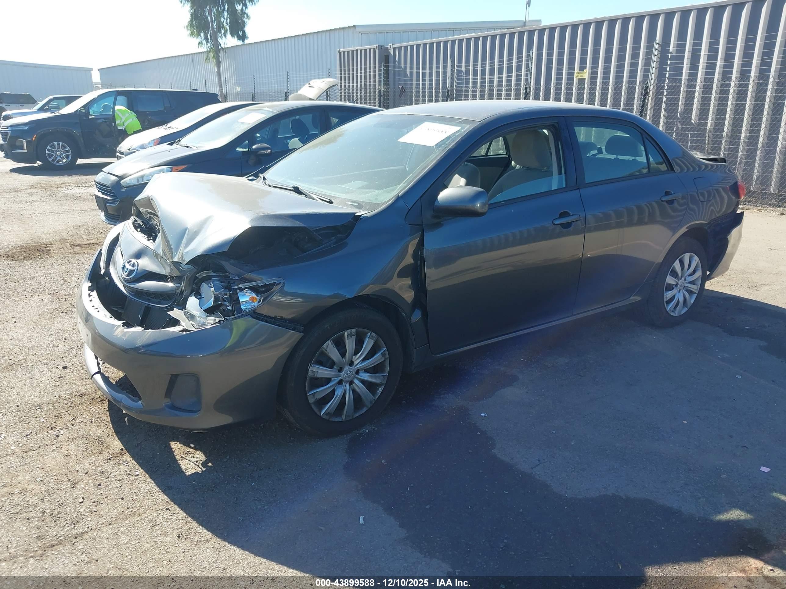 TOYOTA COROLLA image 2