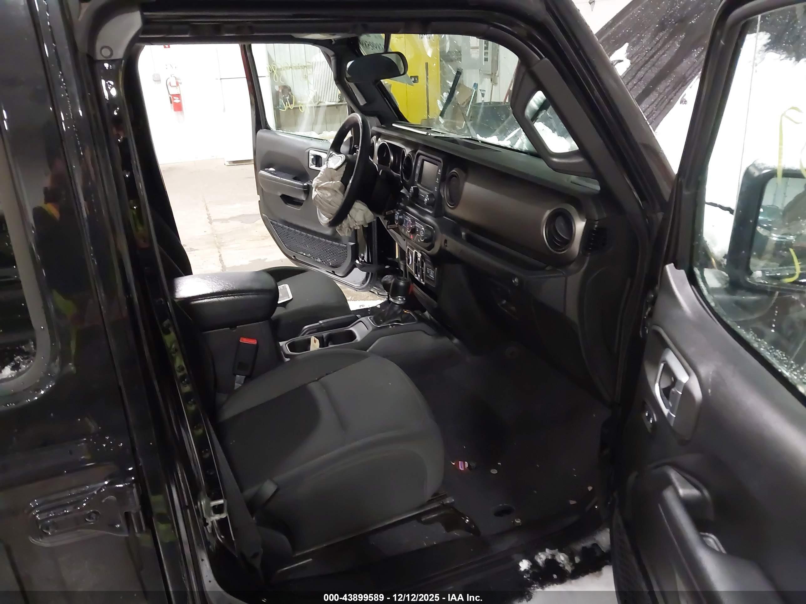 JEEP WRANGLER image 5