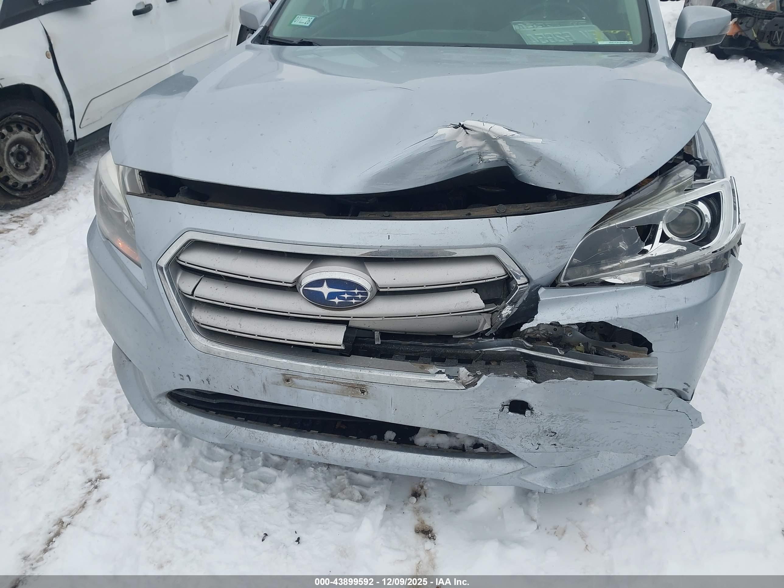 SUBARU LEGACY image 6