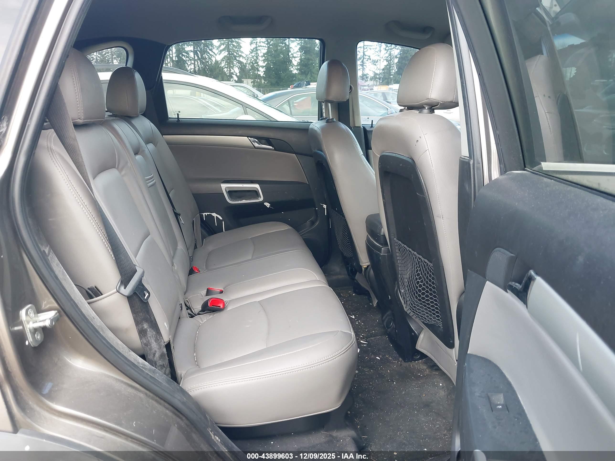 CHEVROLET CAPTIVA image 8