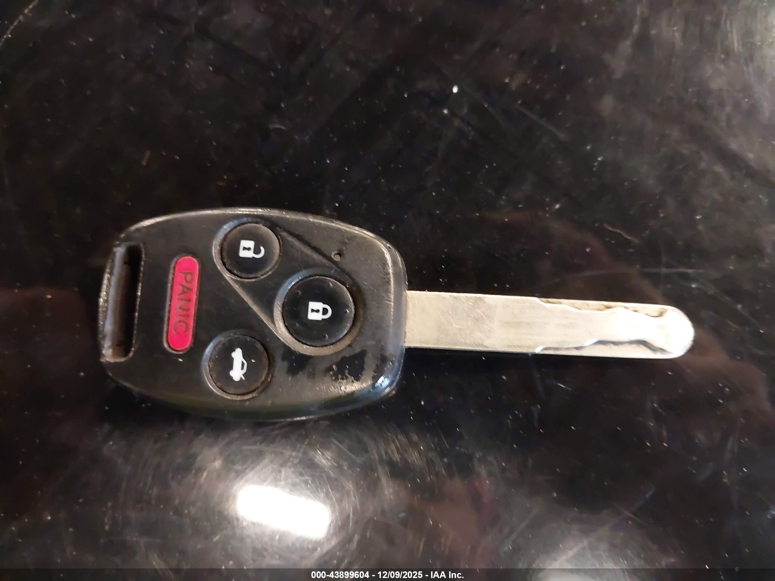 HONDA CIVIC image 11