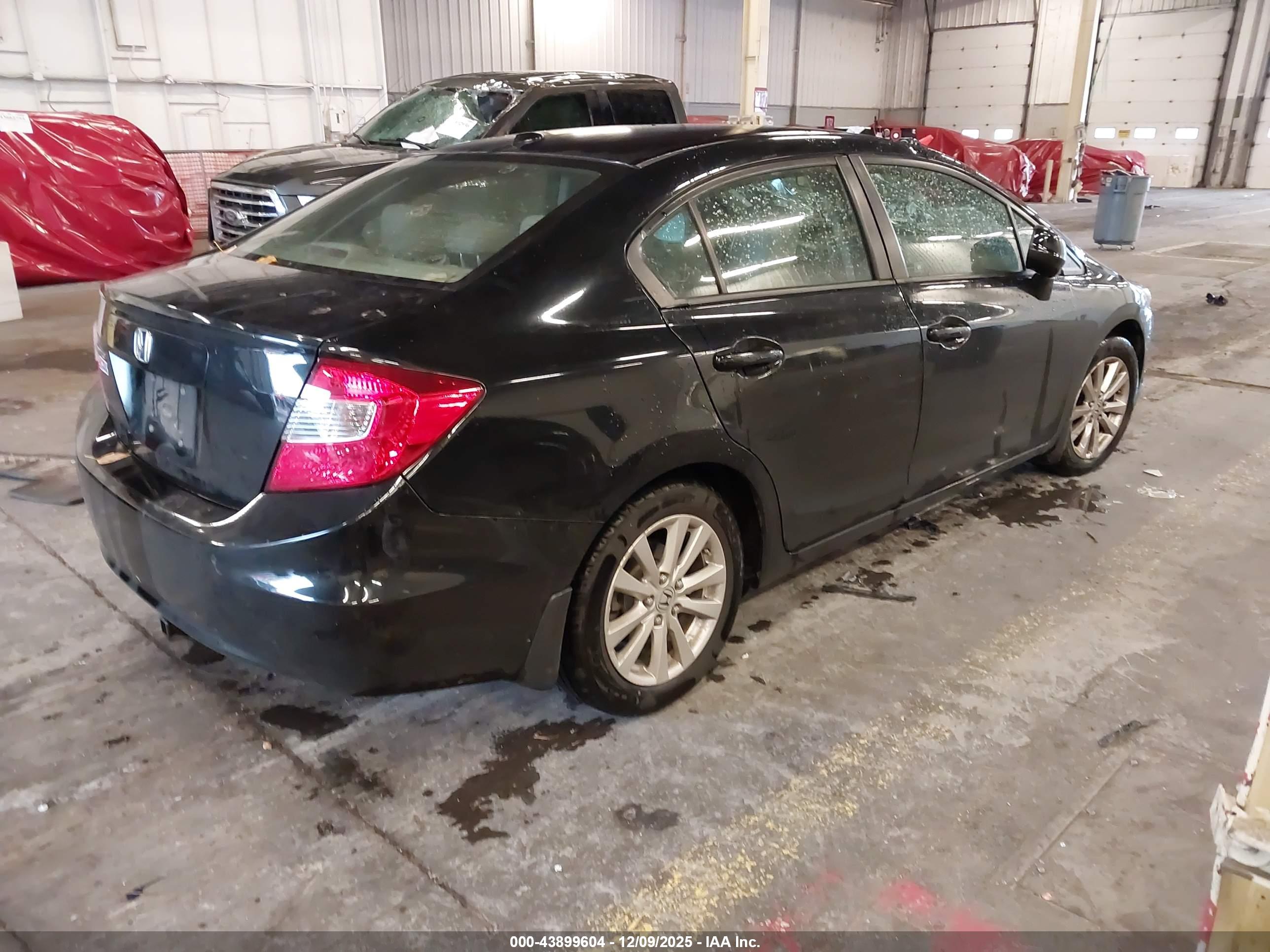 HONDA CIVIC image 4