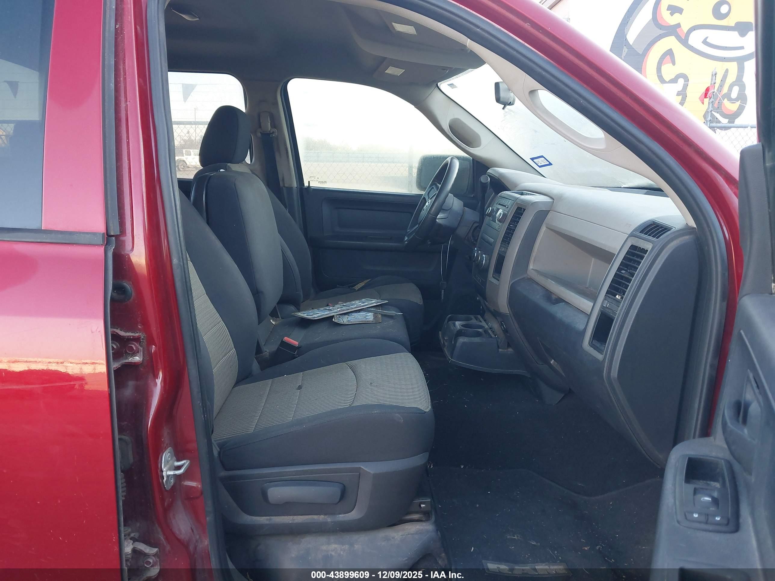 DODGE RAM image 5