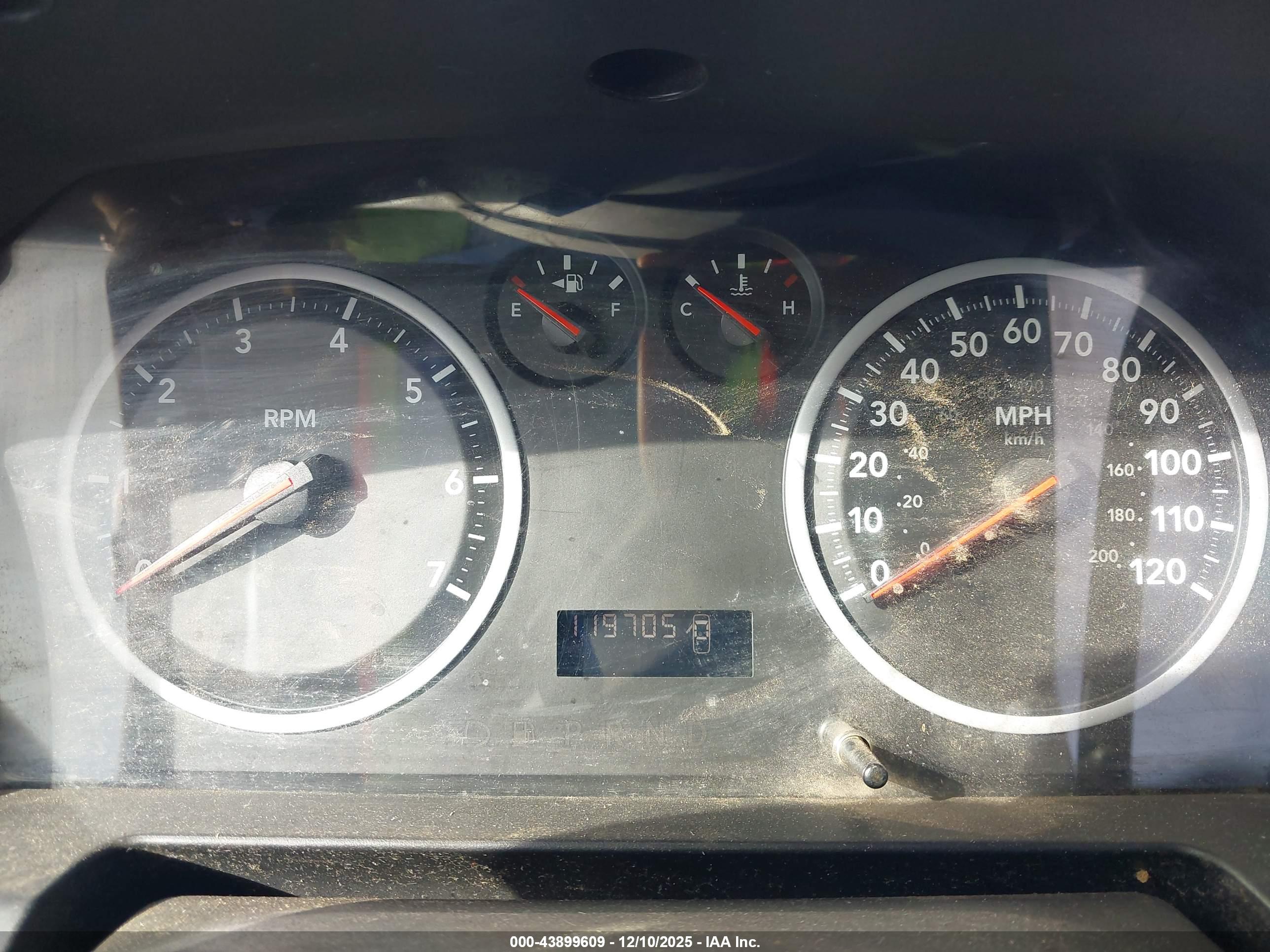 DODGE RAM image 7