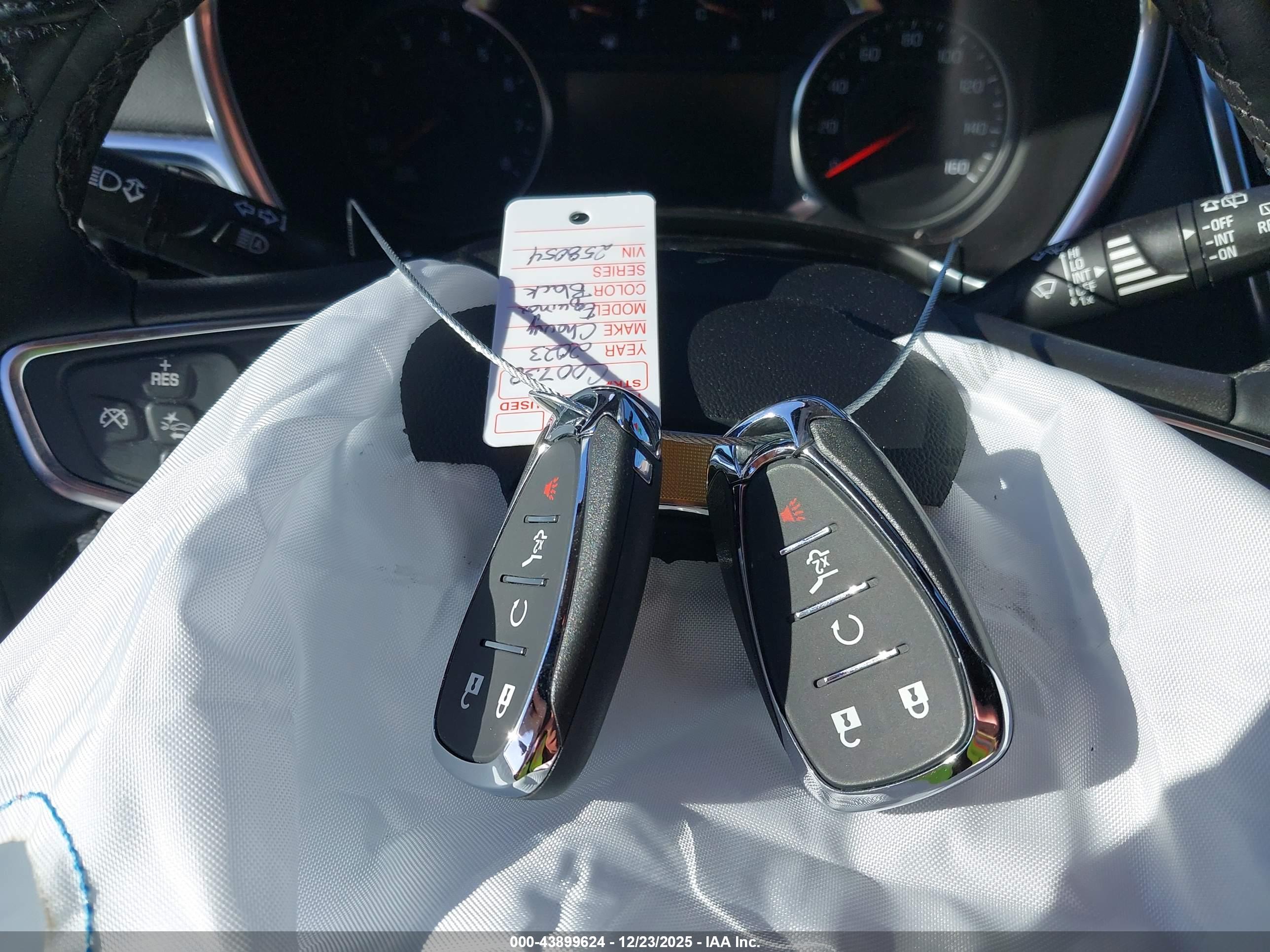CHEVROLET EQUINOX image 11