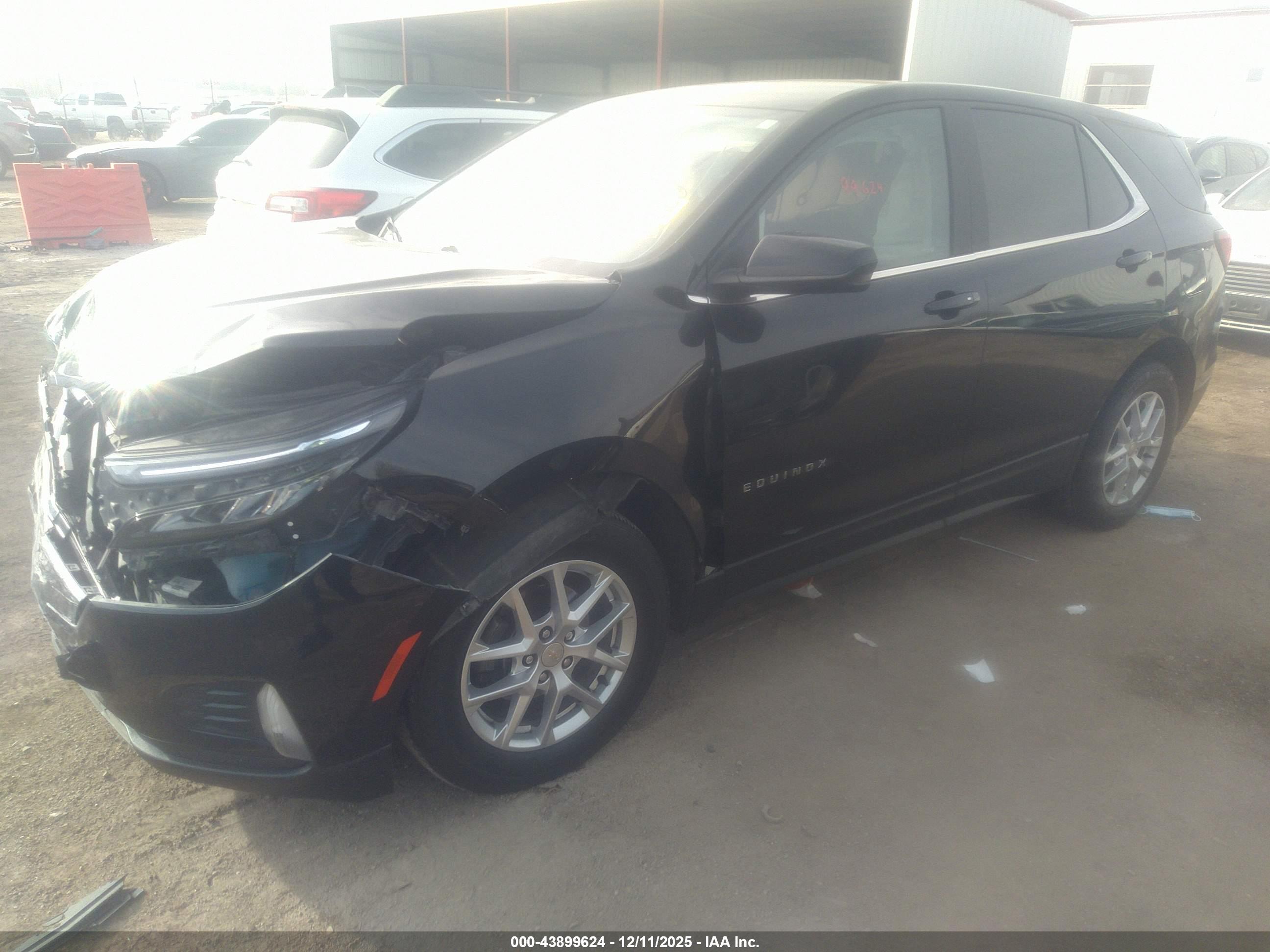 CHEVROLET EQUINOX image 2