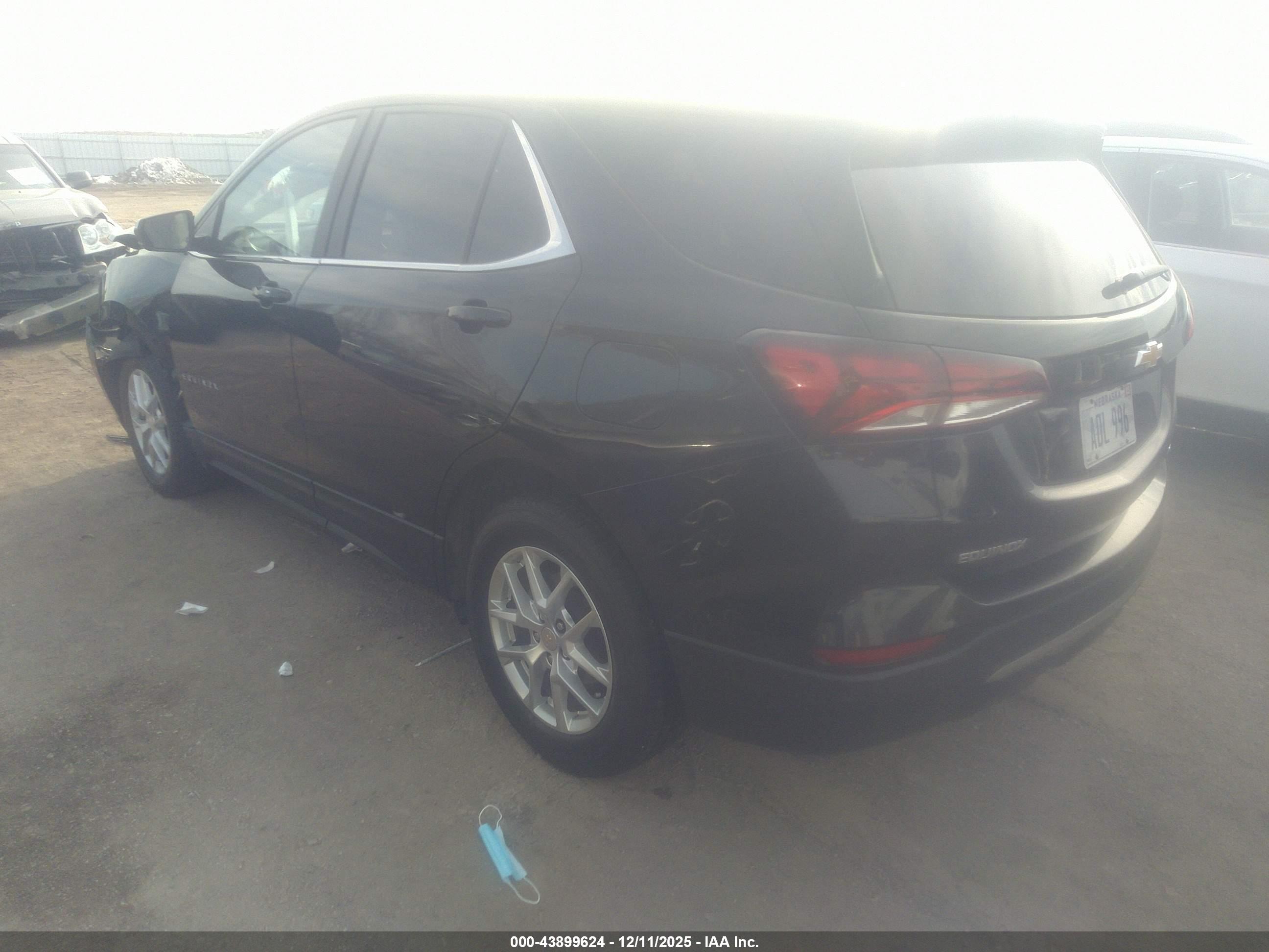 CHEVROLET EQUINOX image 3