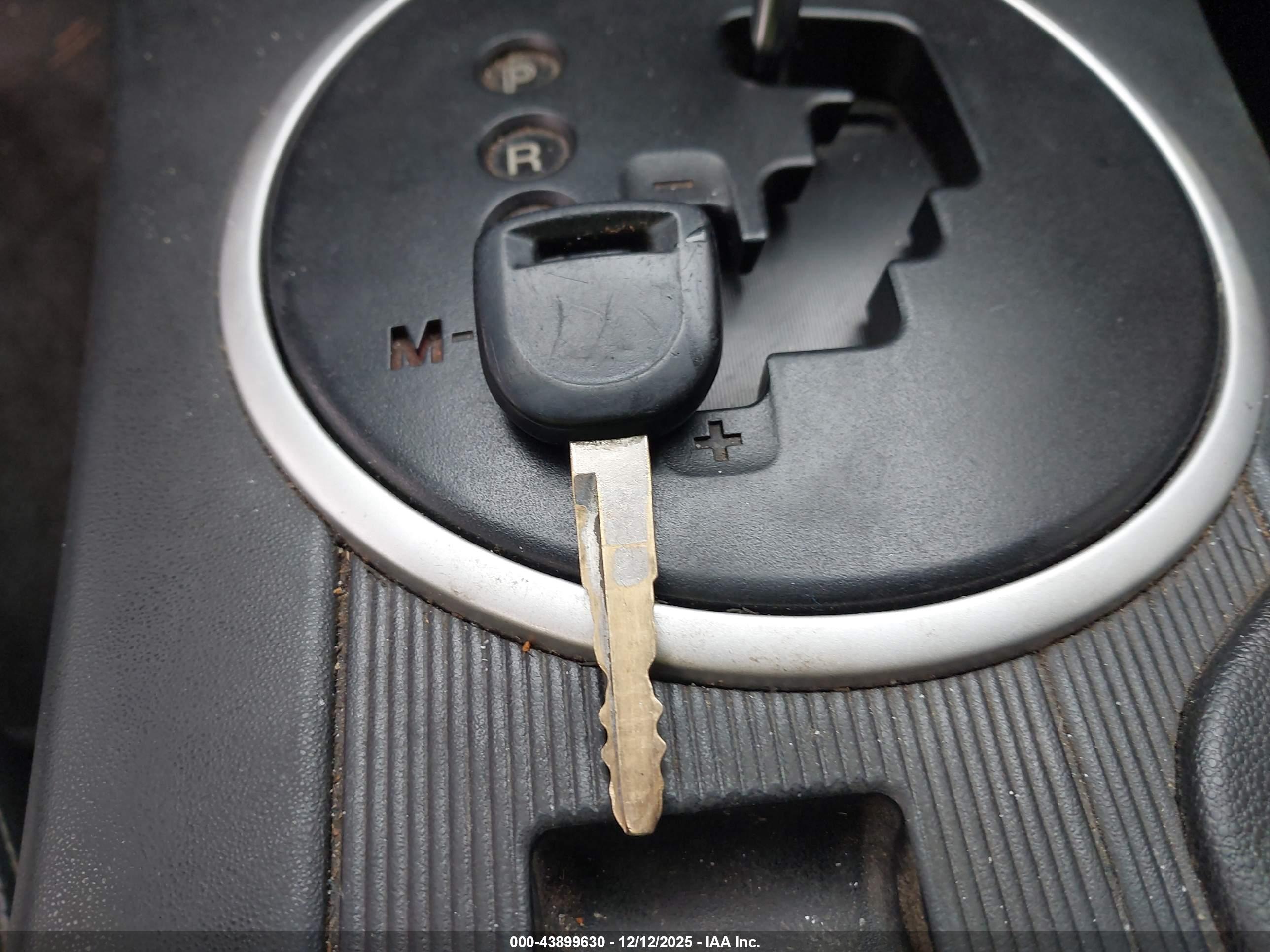 MAZDA MX-5 image 11