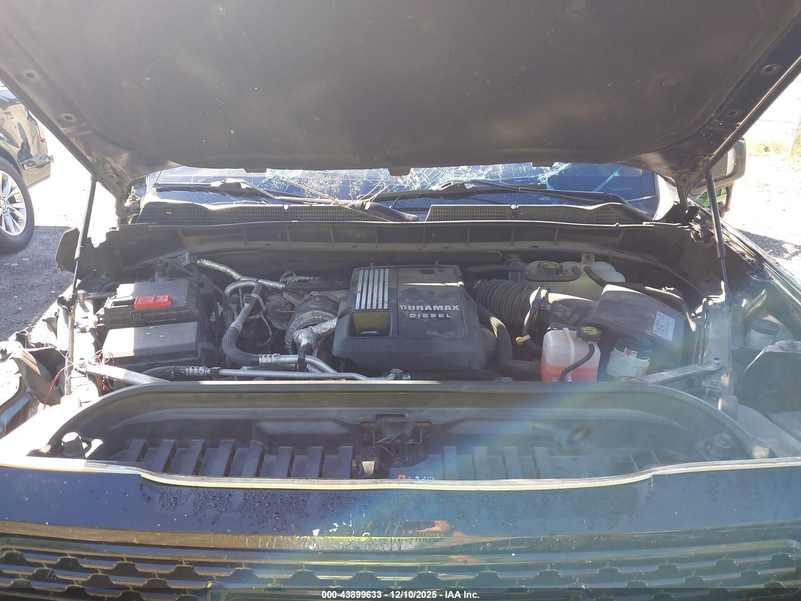 GMC SIERRA image 10