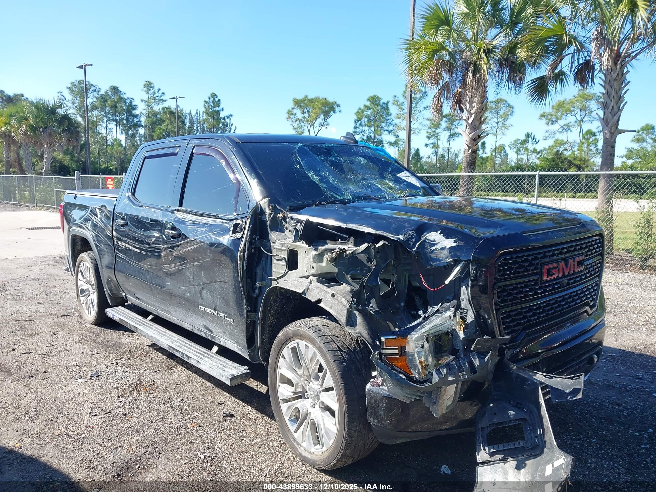 GMC SIERRA image 6