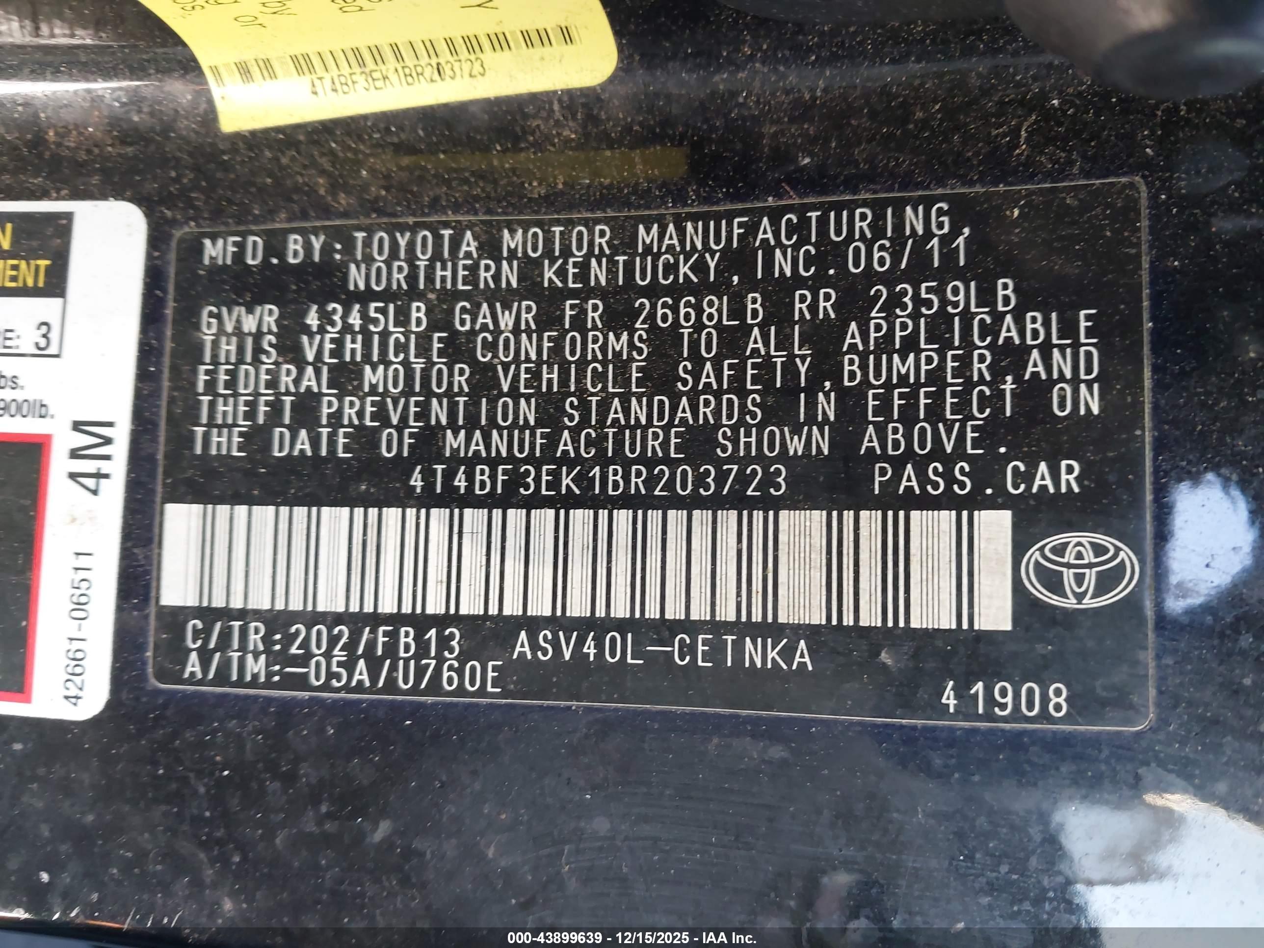 TOYOTA CAMRY image 9