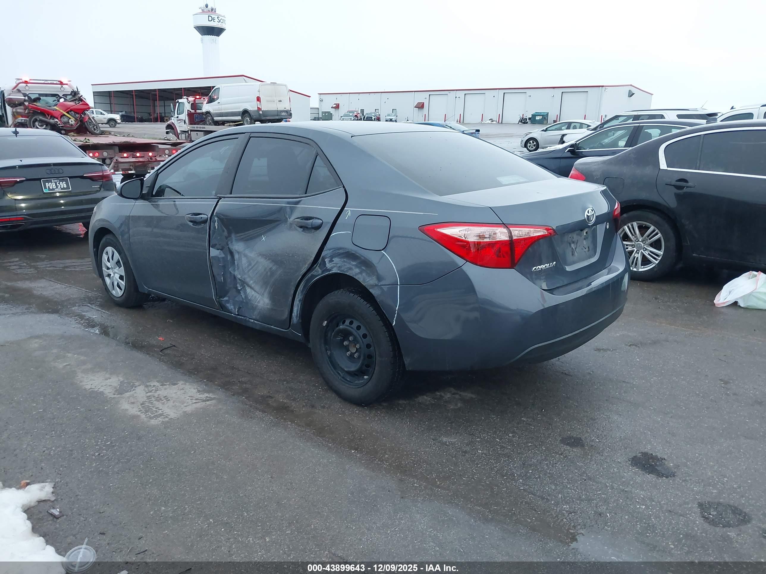TOYOTA COROLLA image 3