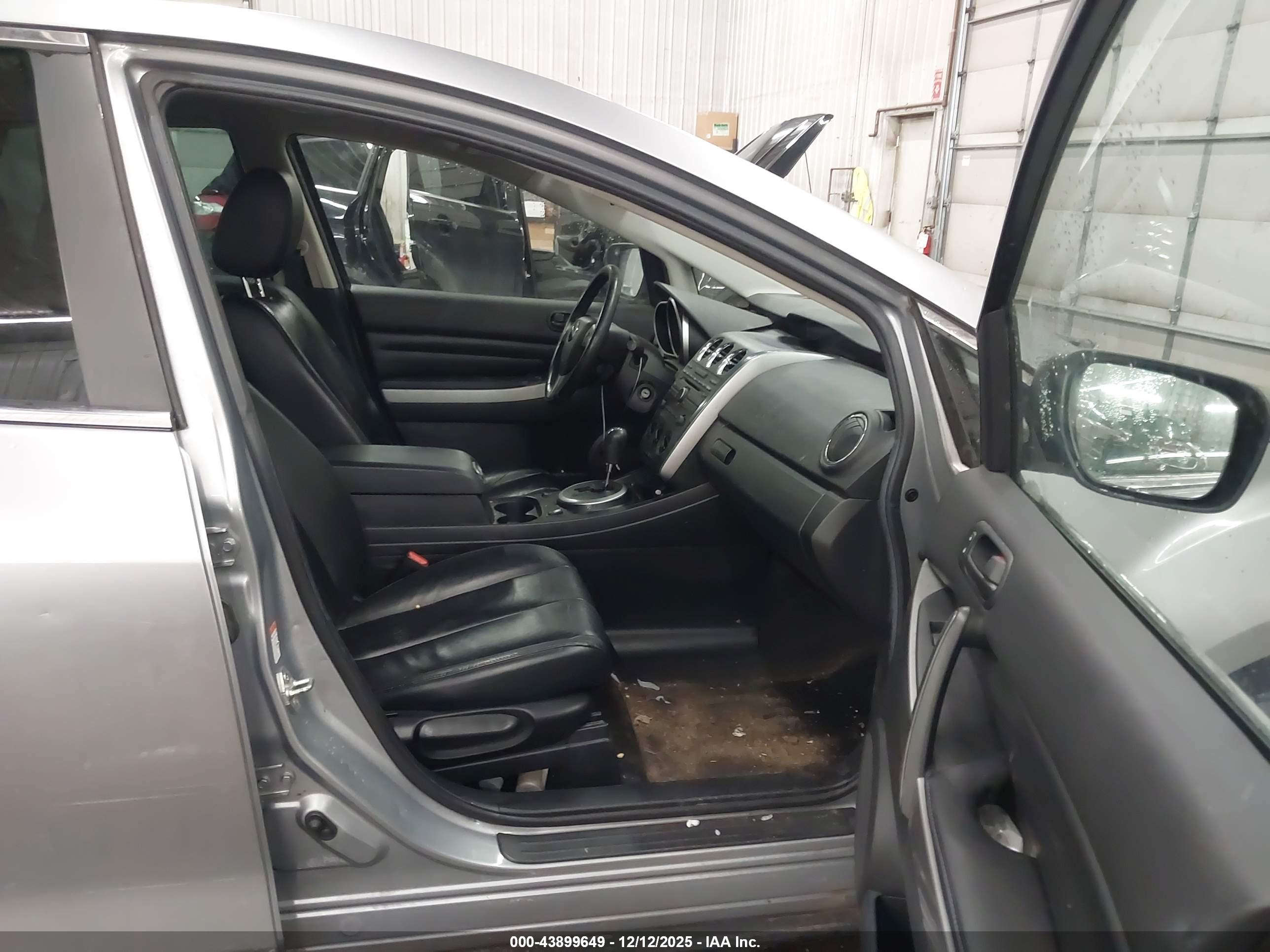 MAZDA CX-7 image 5