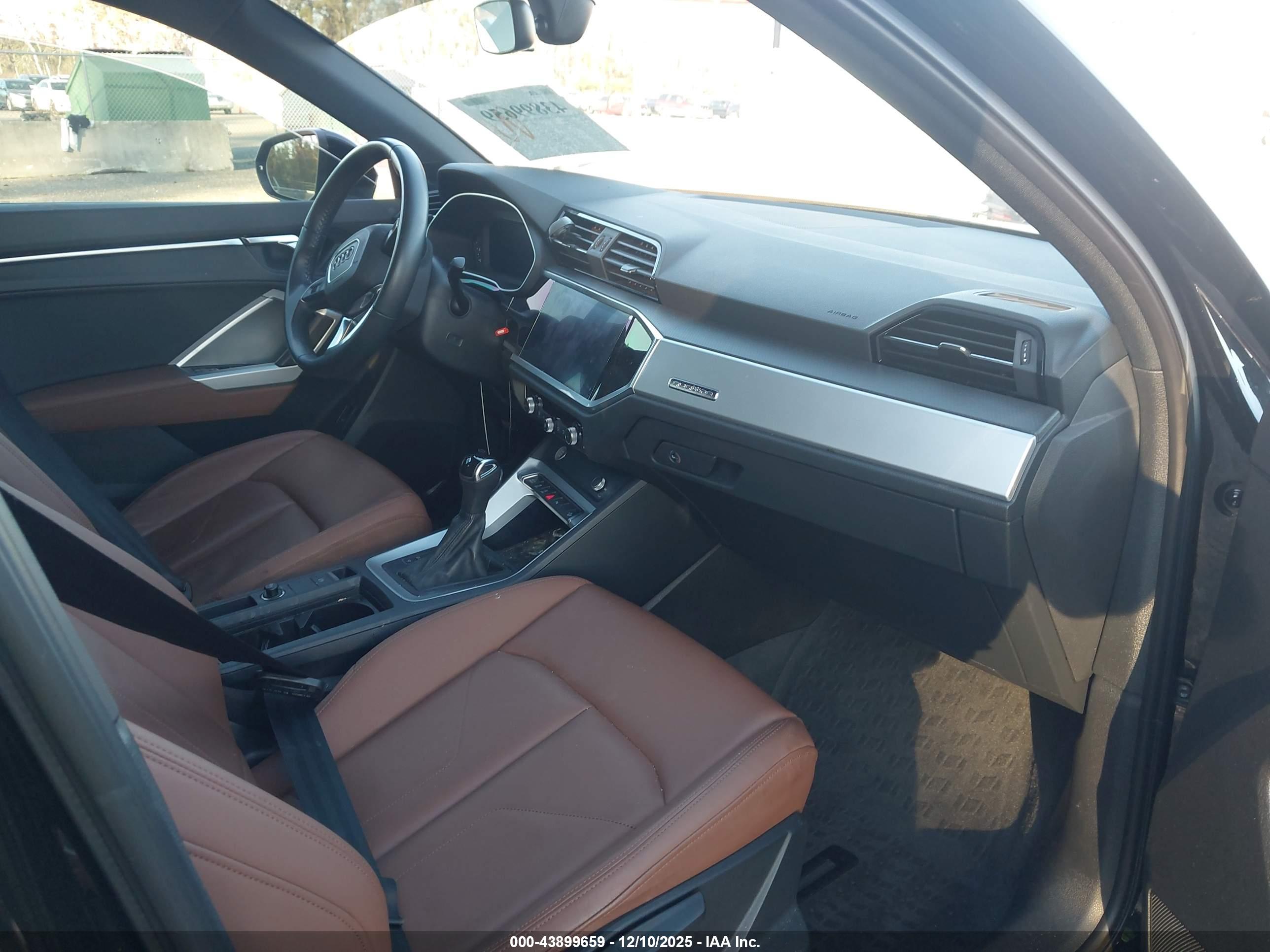 AUDI Q3 image 5