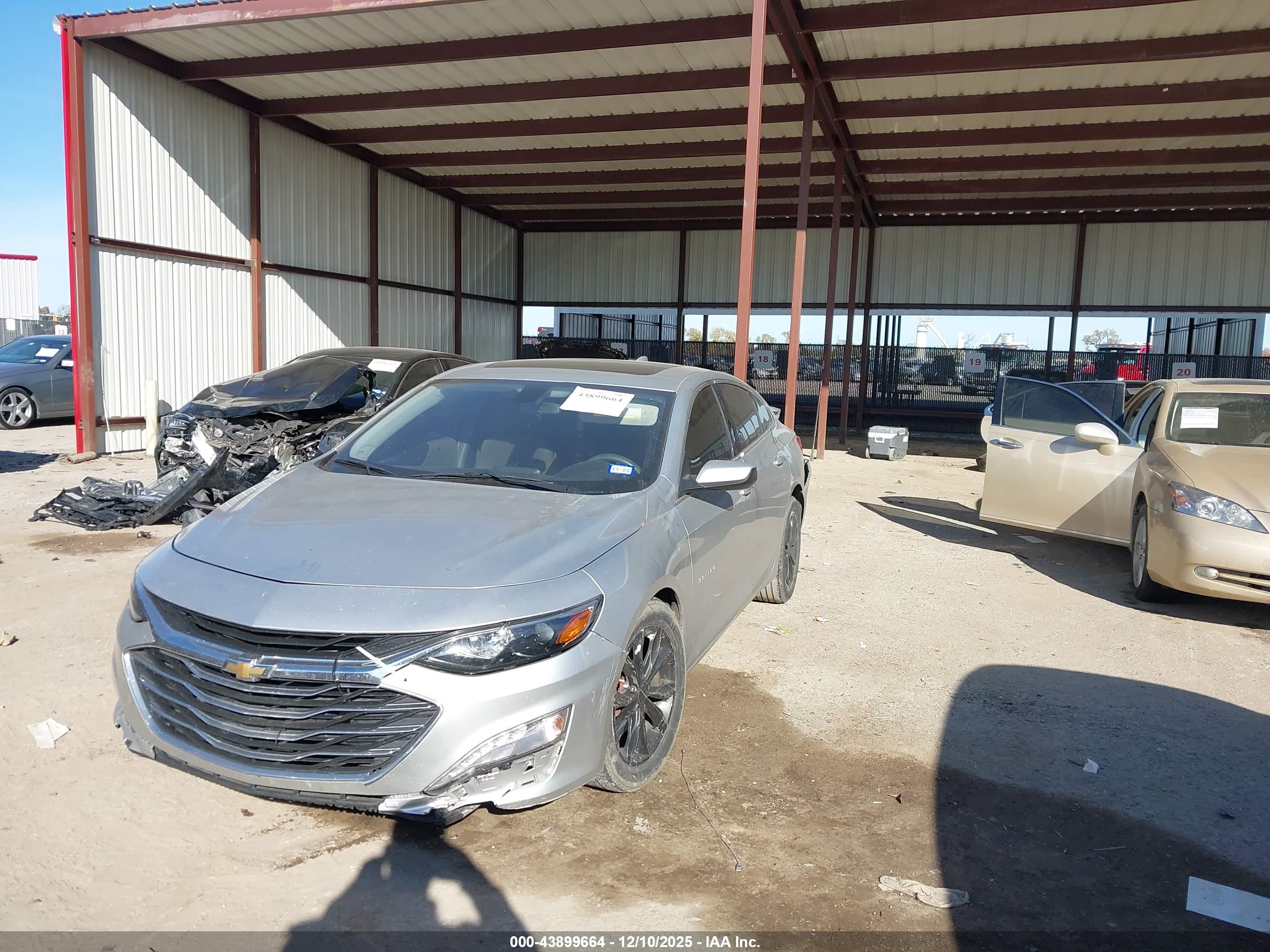 CHEVROLET MALIBU image 2
