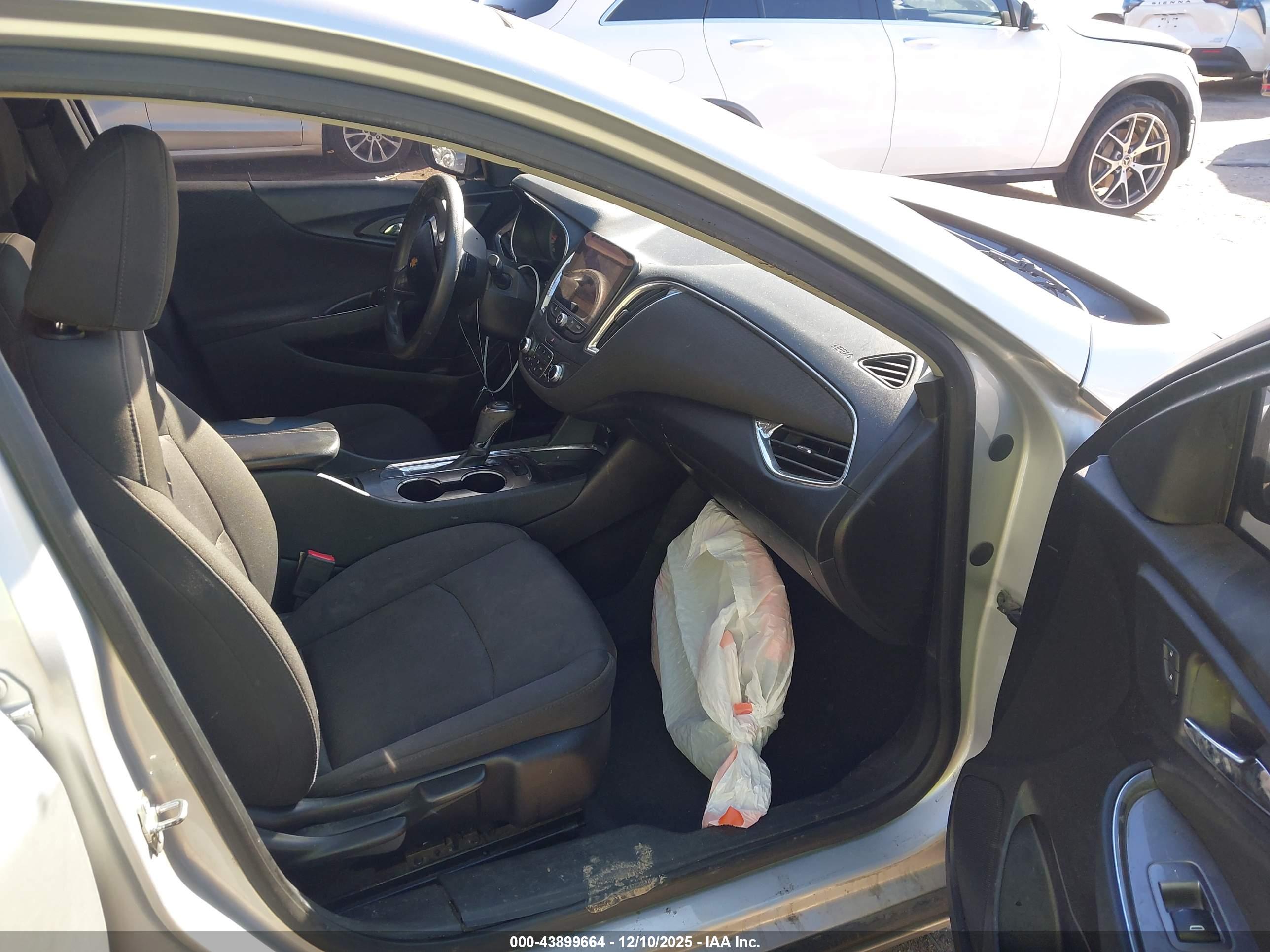 CHEVROLET MALIBU image 5