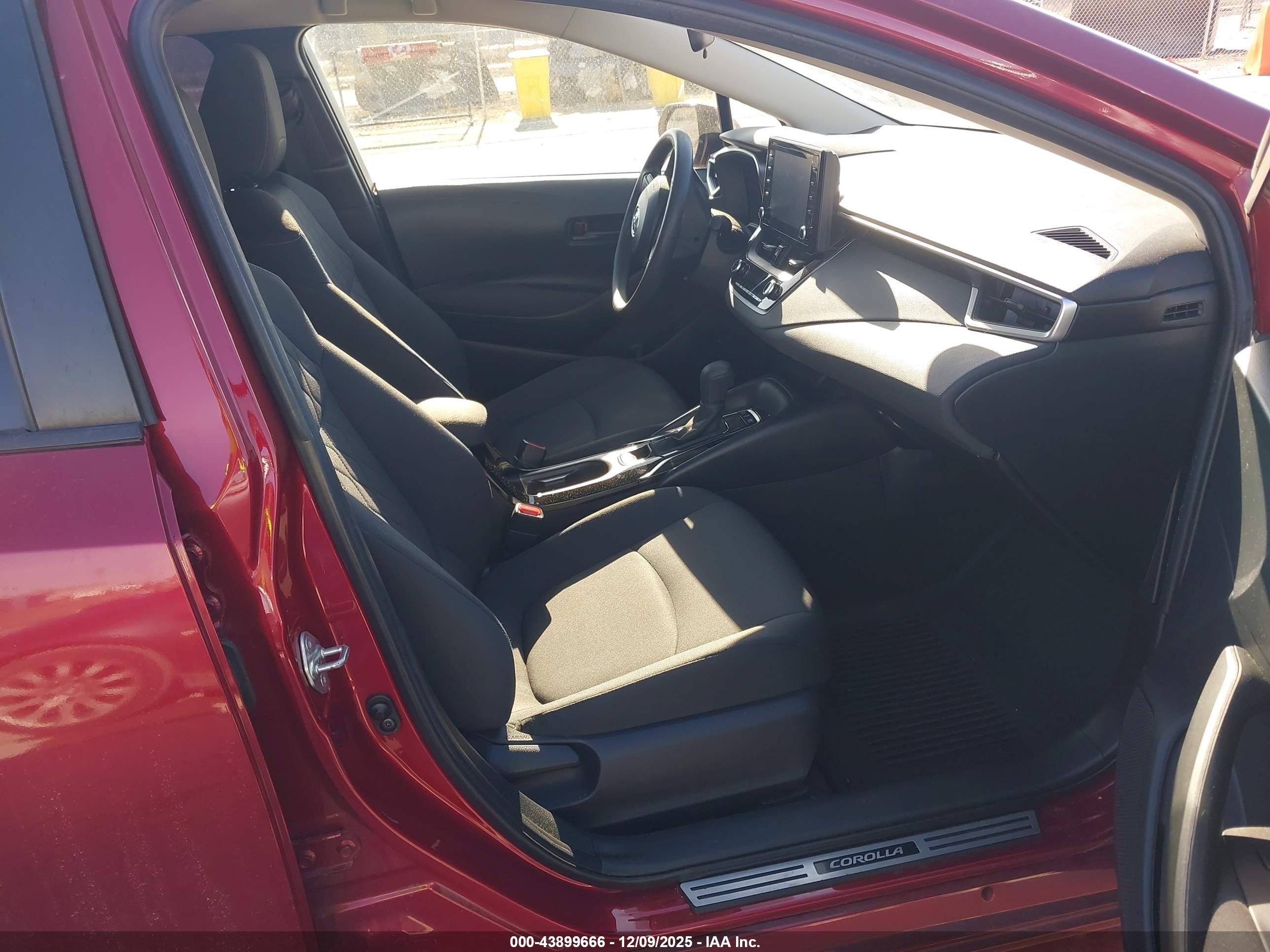 TOYOTA COROLLA image 5