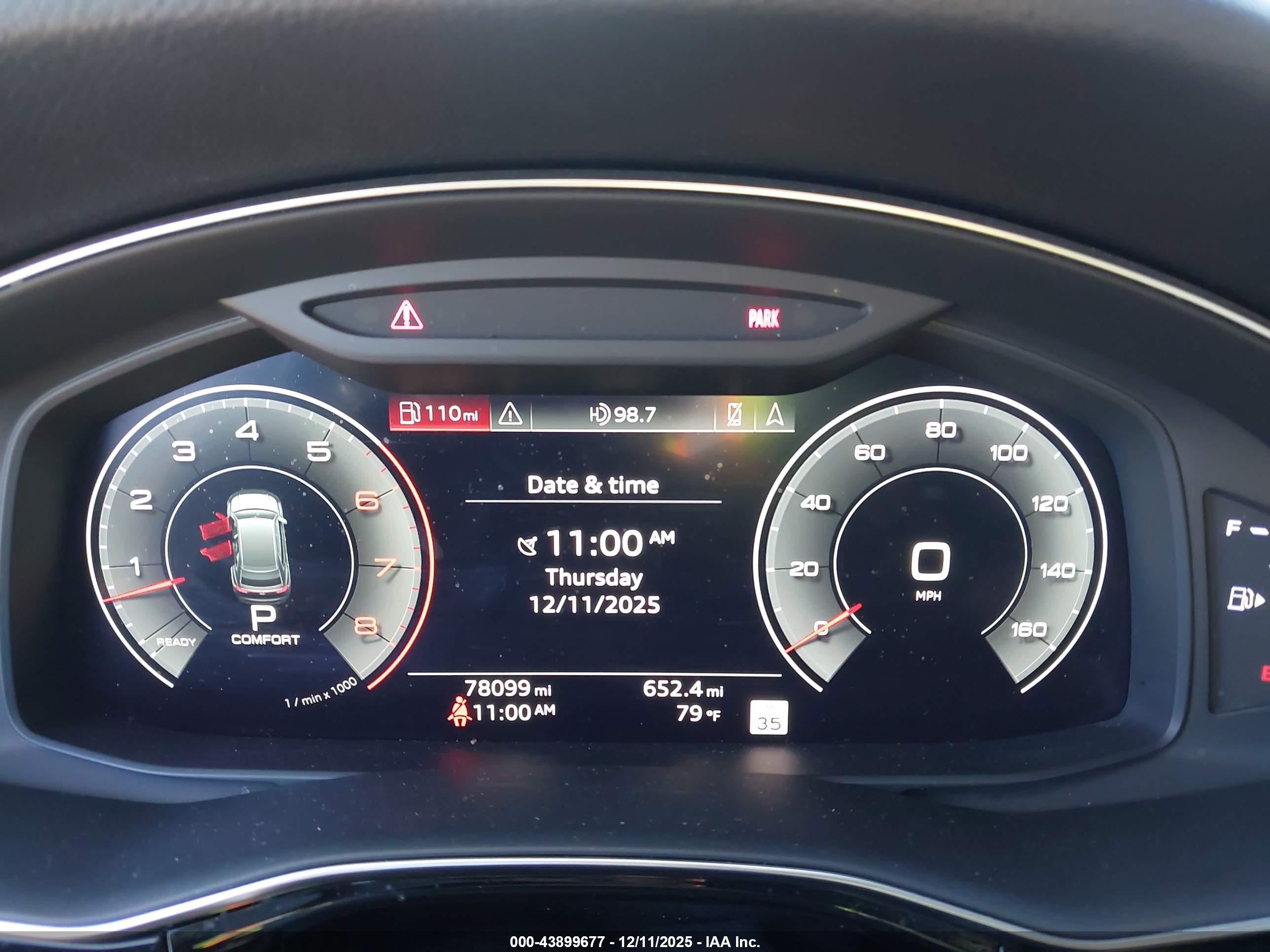 AUDI Q8 image 7
