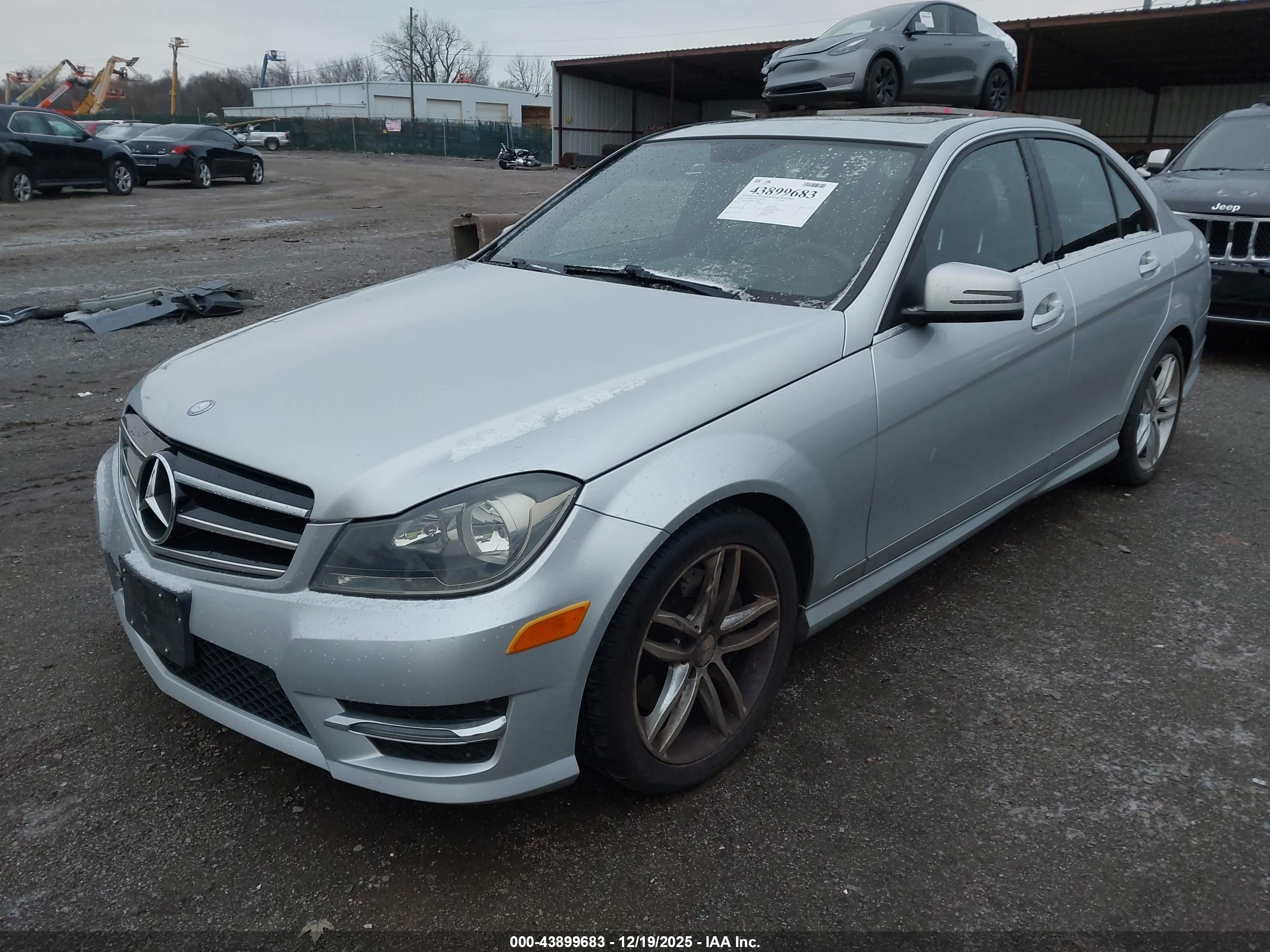 MERCEDES-BENZ C image 2