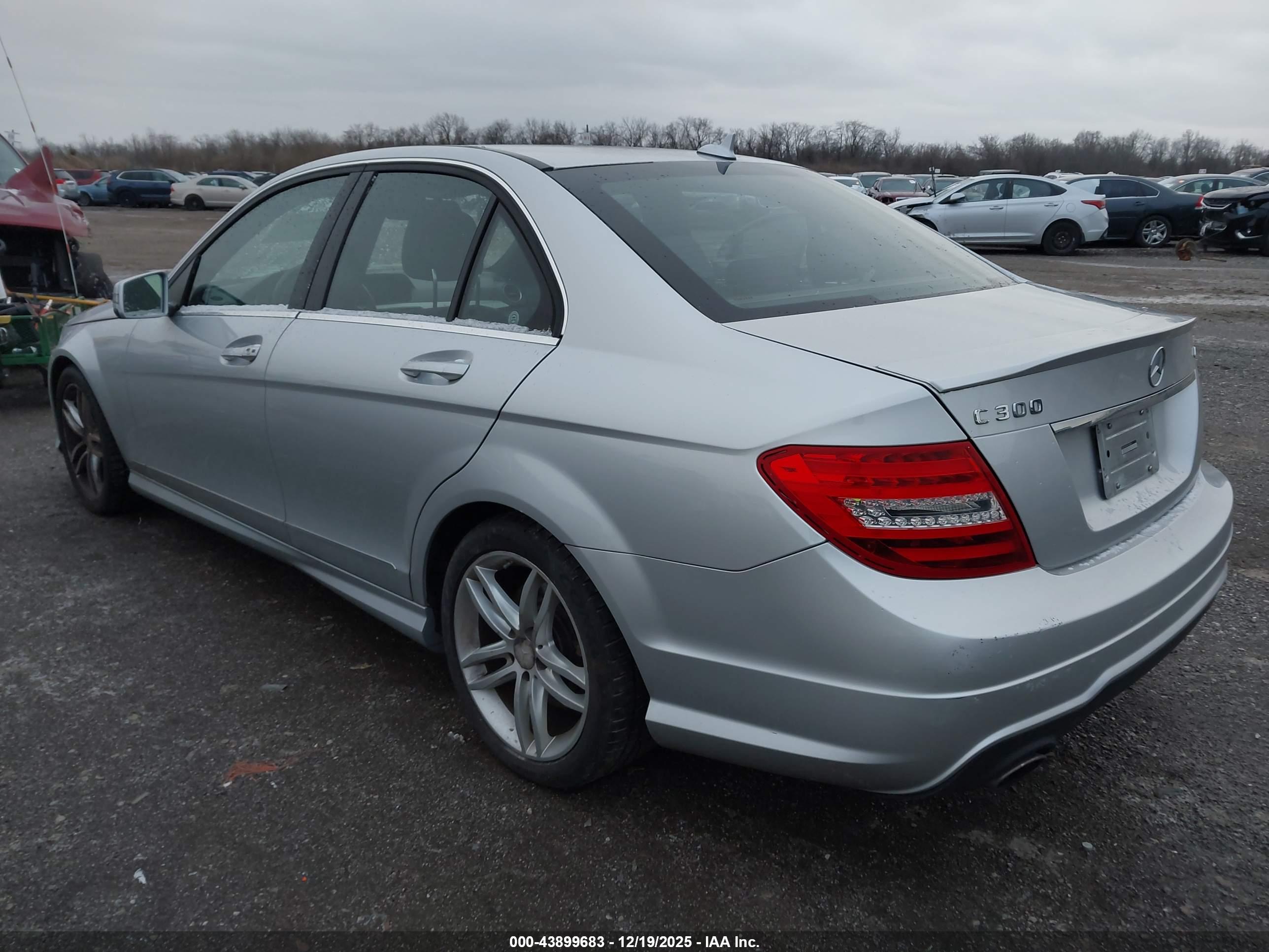 MERCEDES-BENZ C image 3