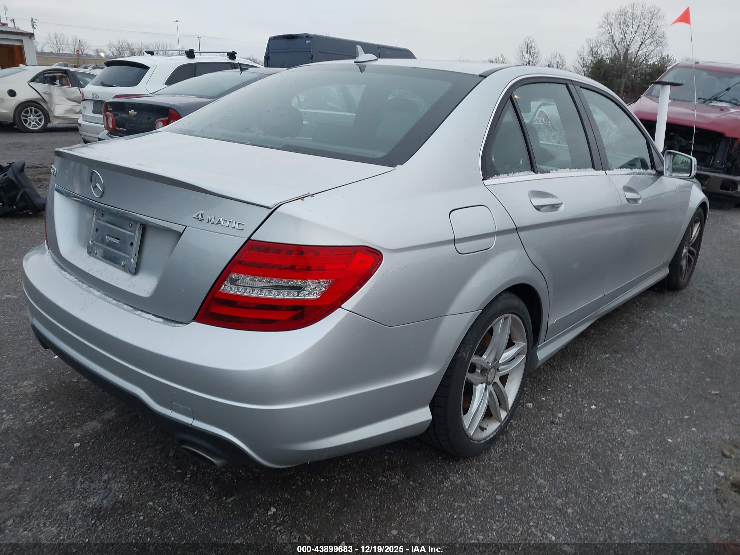 MERCEDES-BENZ C image 4