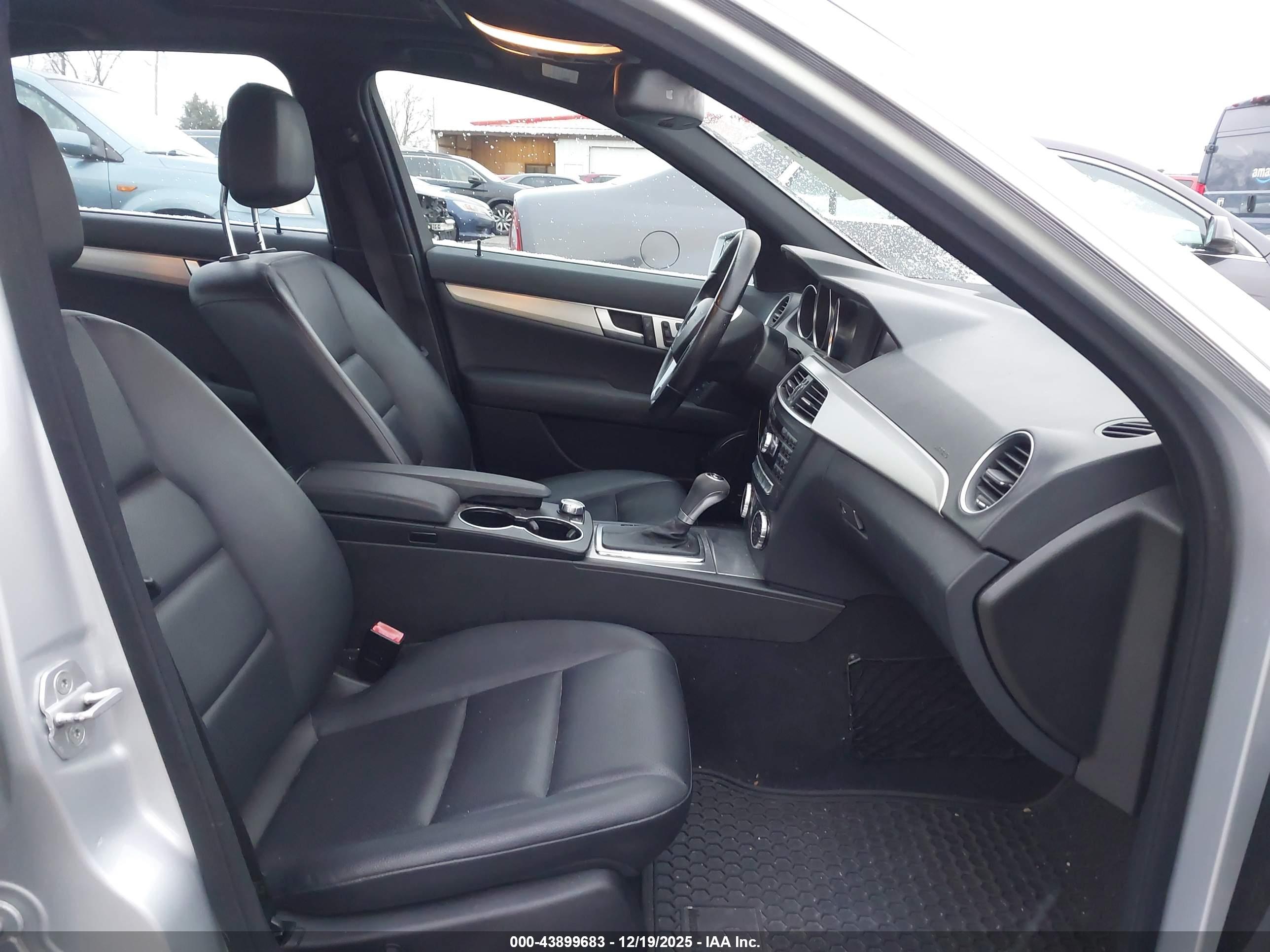 MERCEDES-BENZ C image 5