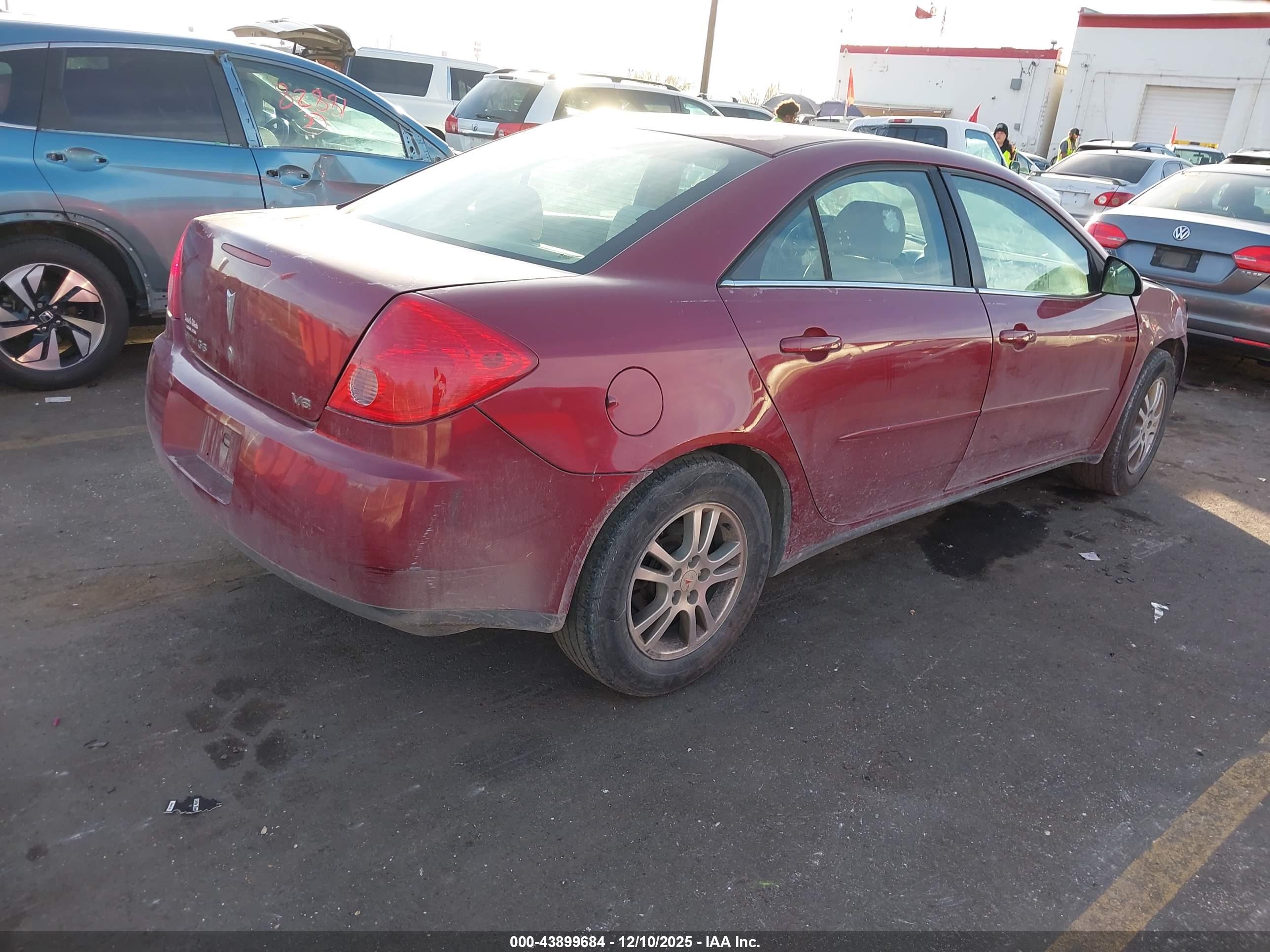 PONTIAC G6 image 4