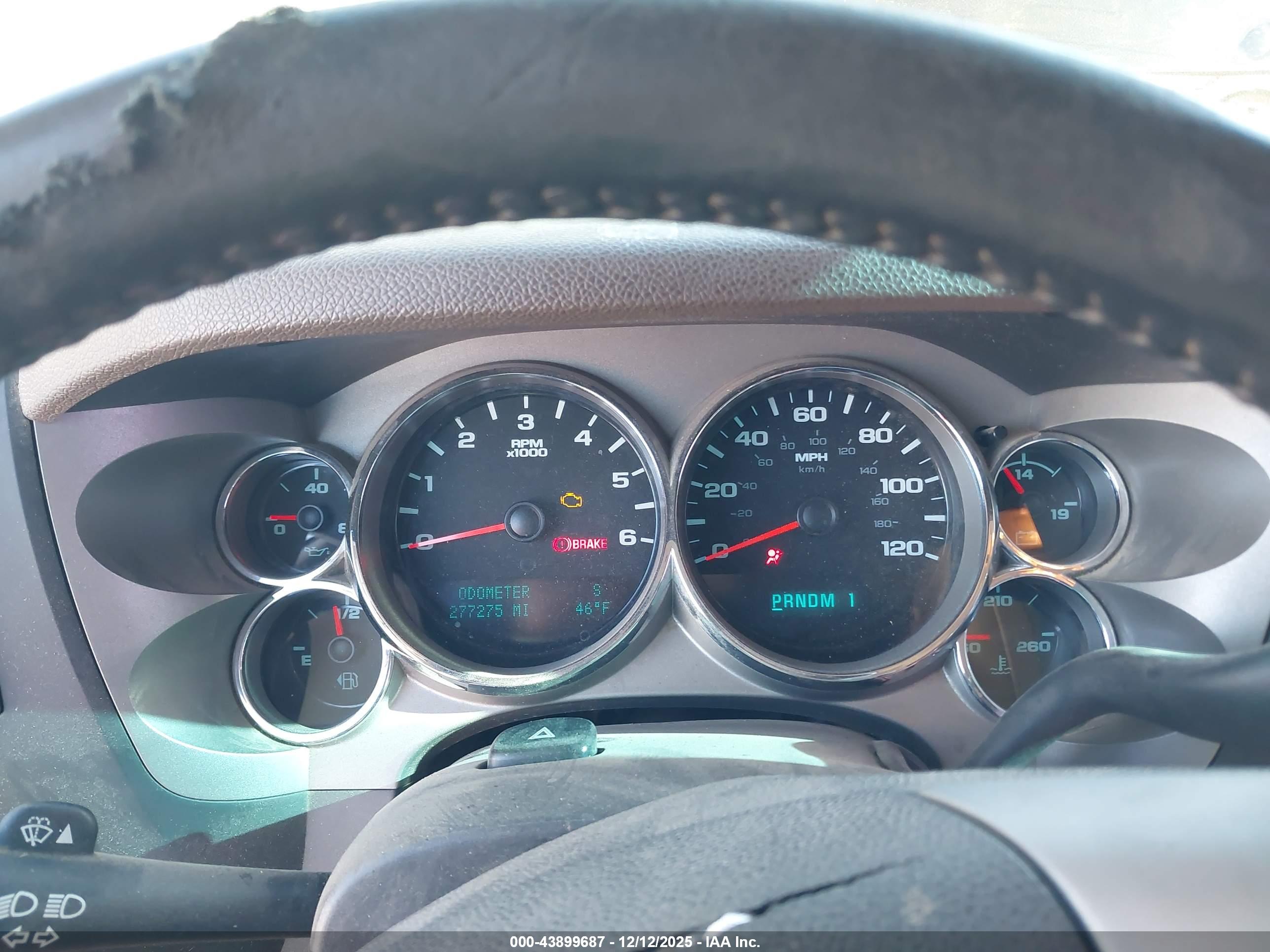 CHEVROLET SILVERADO image 7