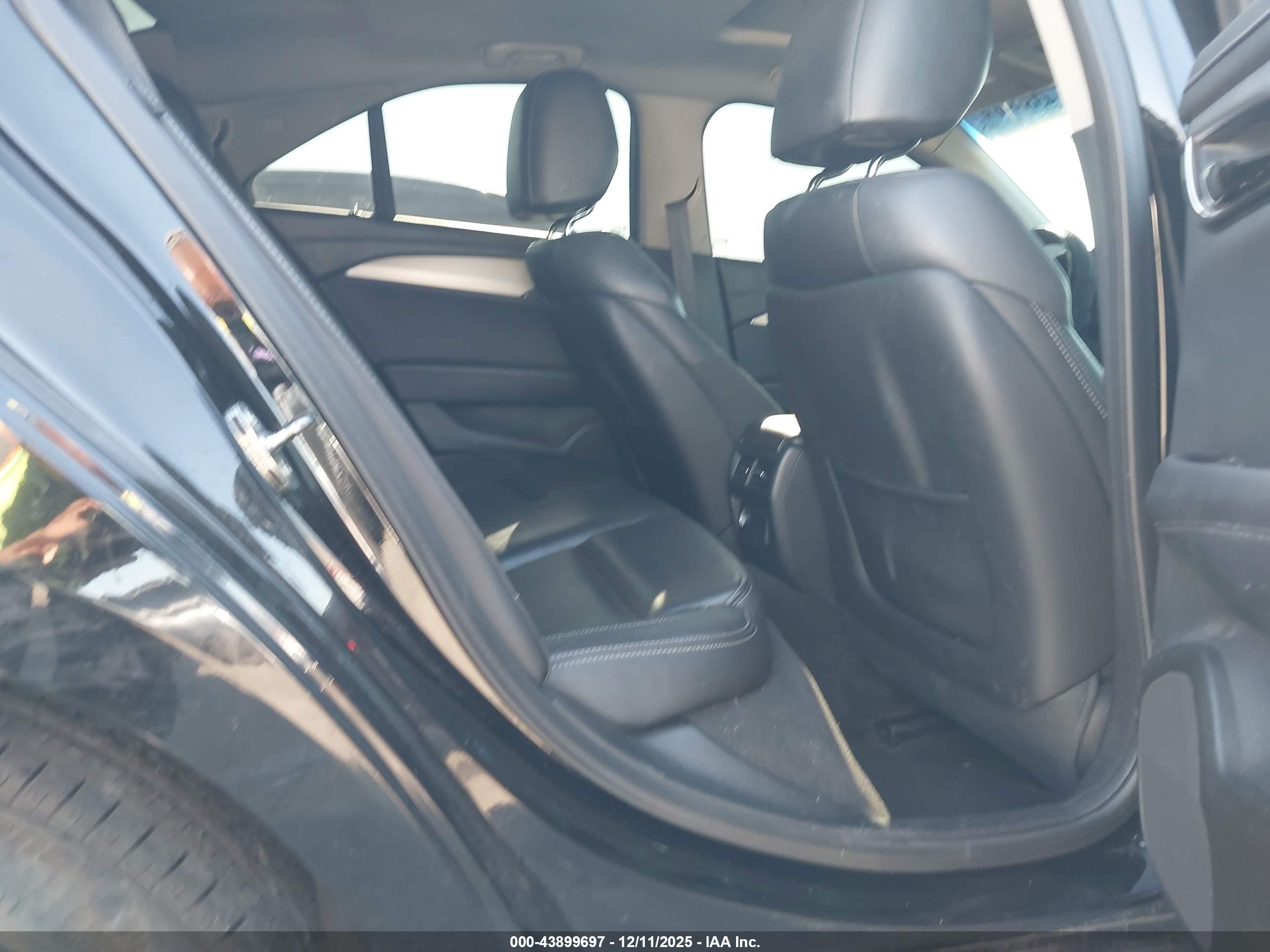 CADILLAC ATS image 8
