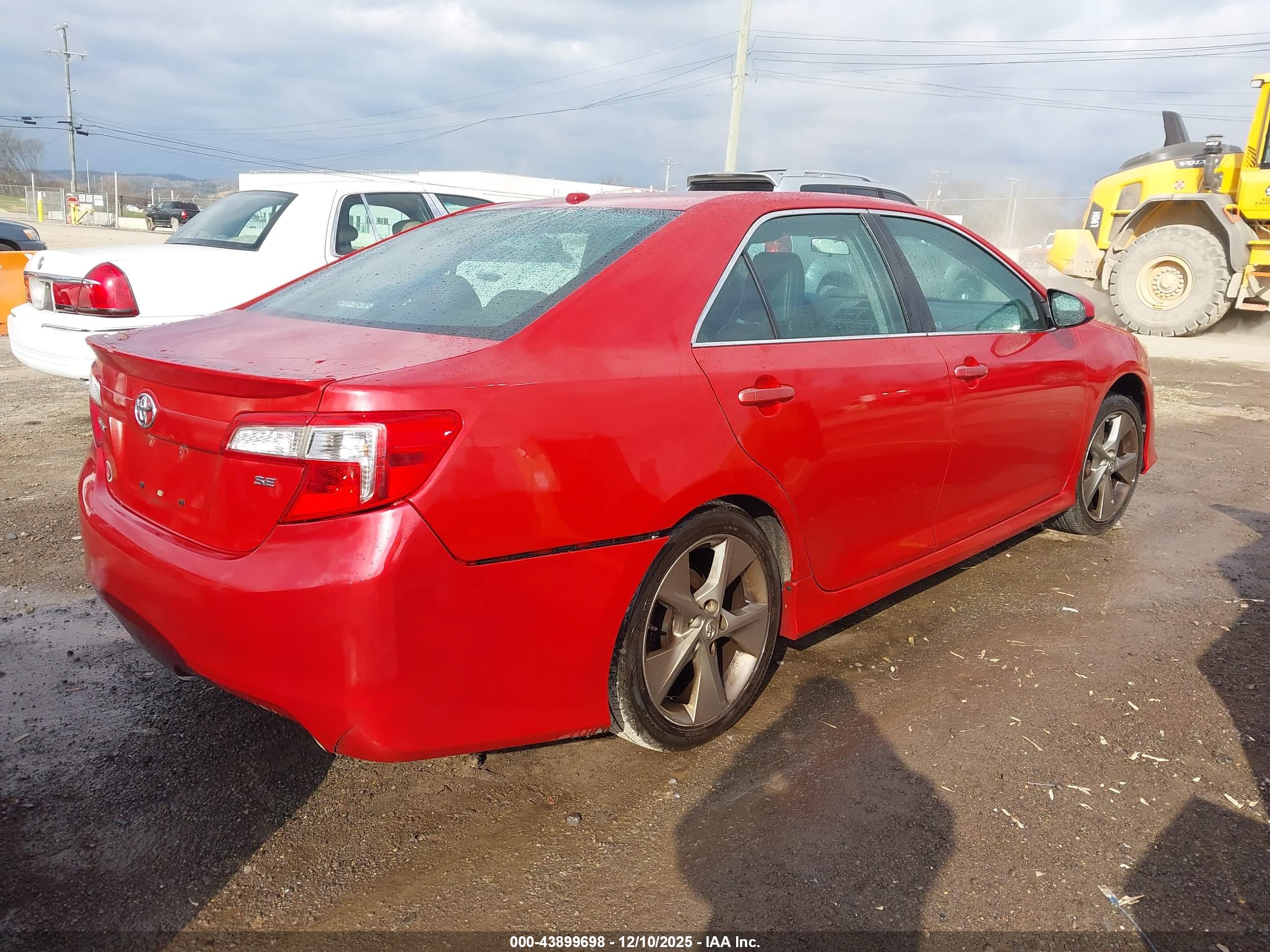 TOYOTA CAMRY image 4