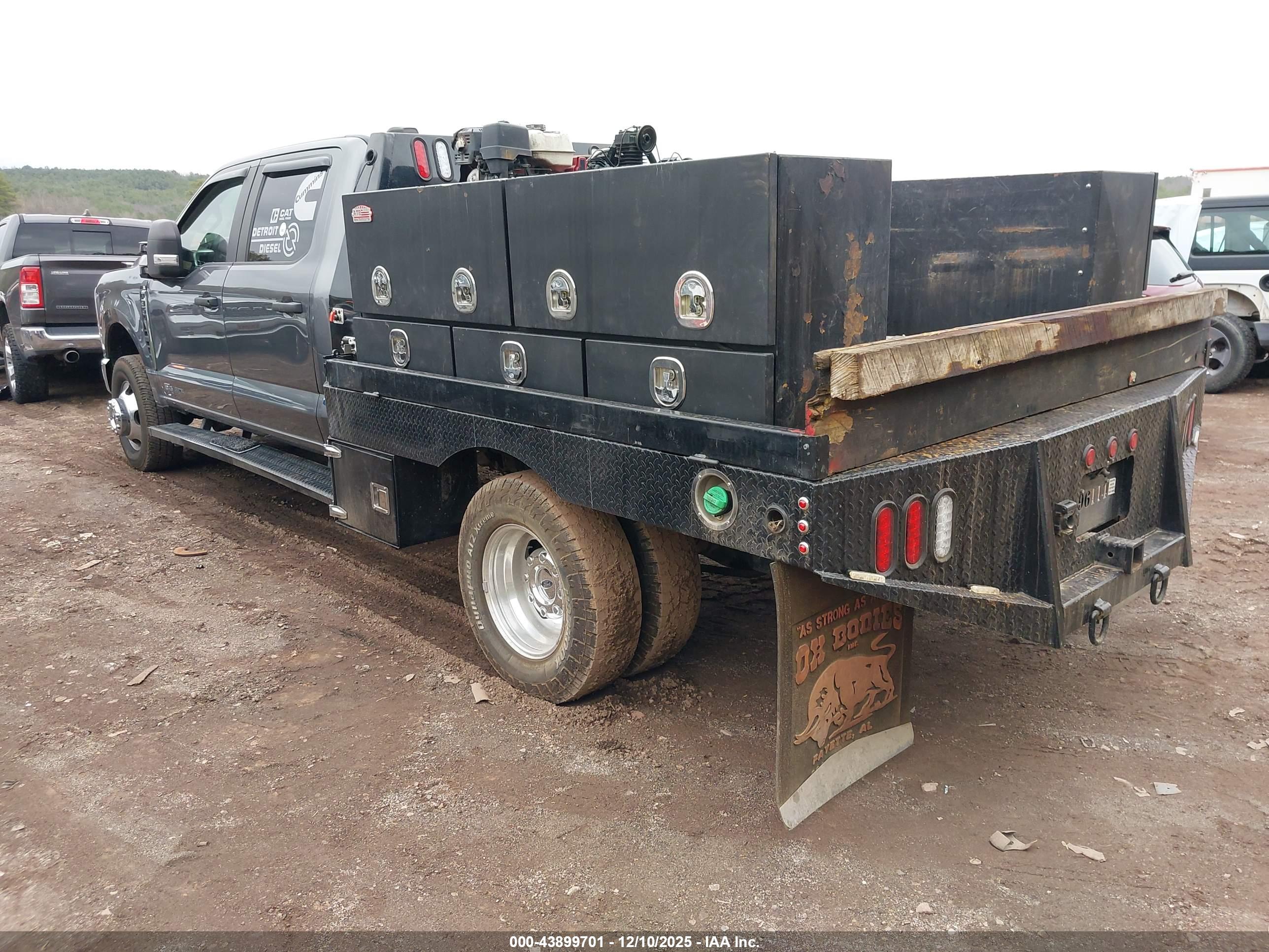 FORD F-350 image 3