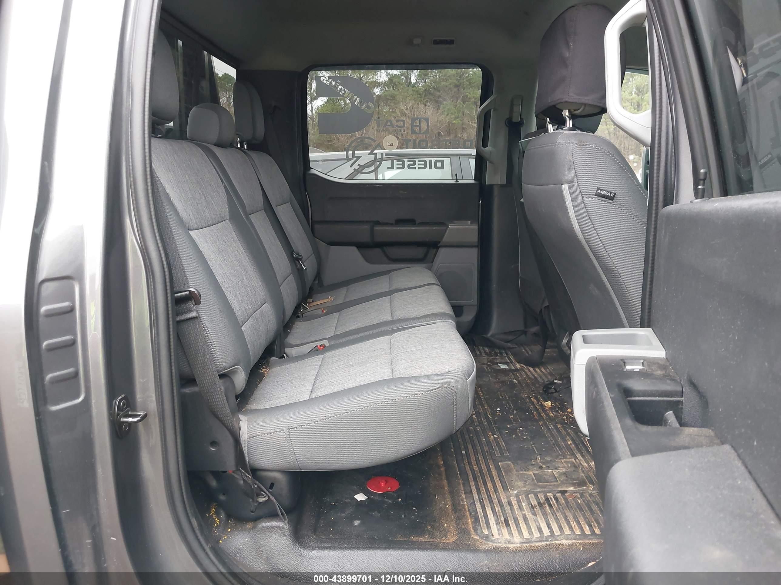 FORD F-350 image 8