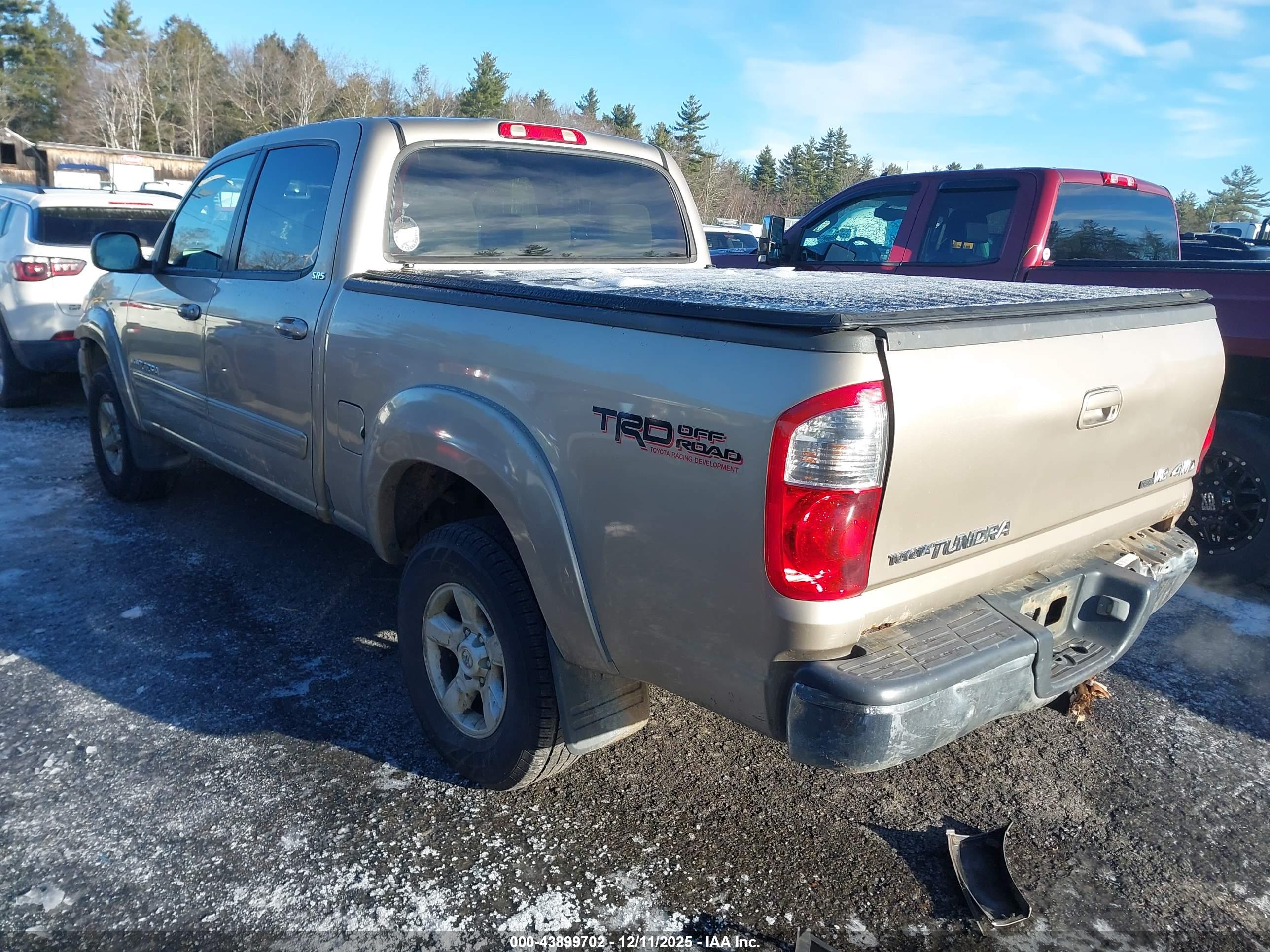 TOYOTA TUNDRA image 3
