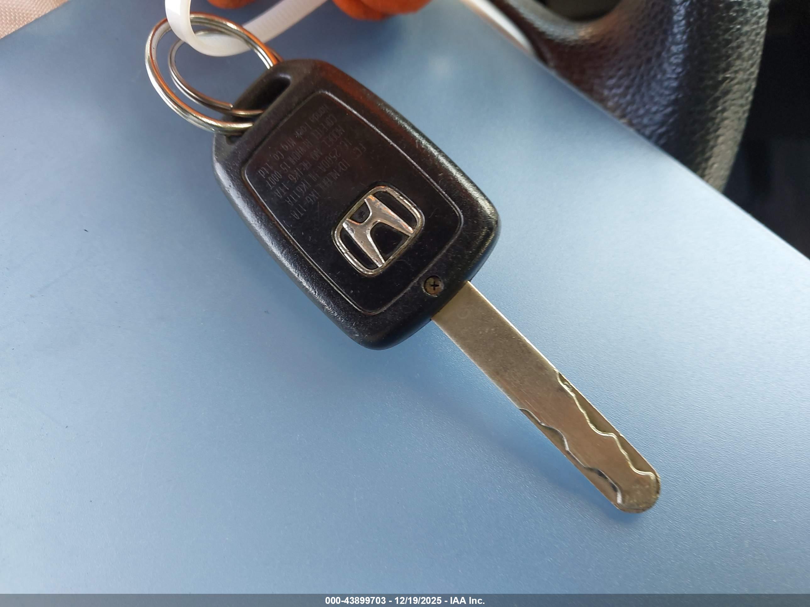 HONDA CIVIC image 11
