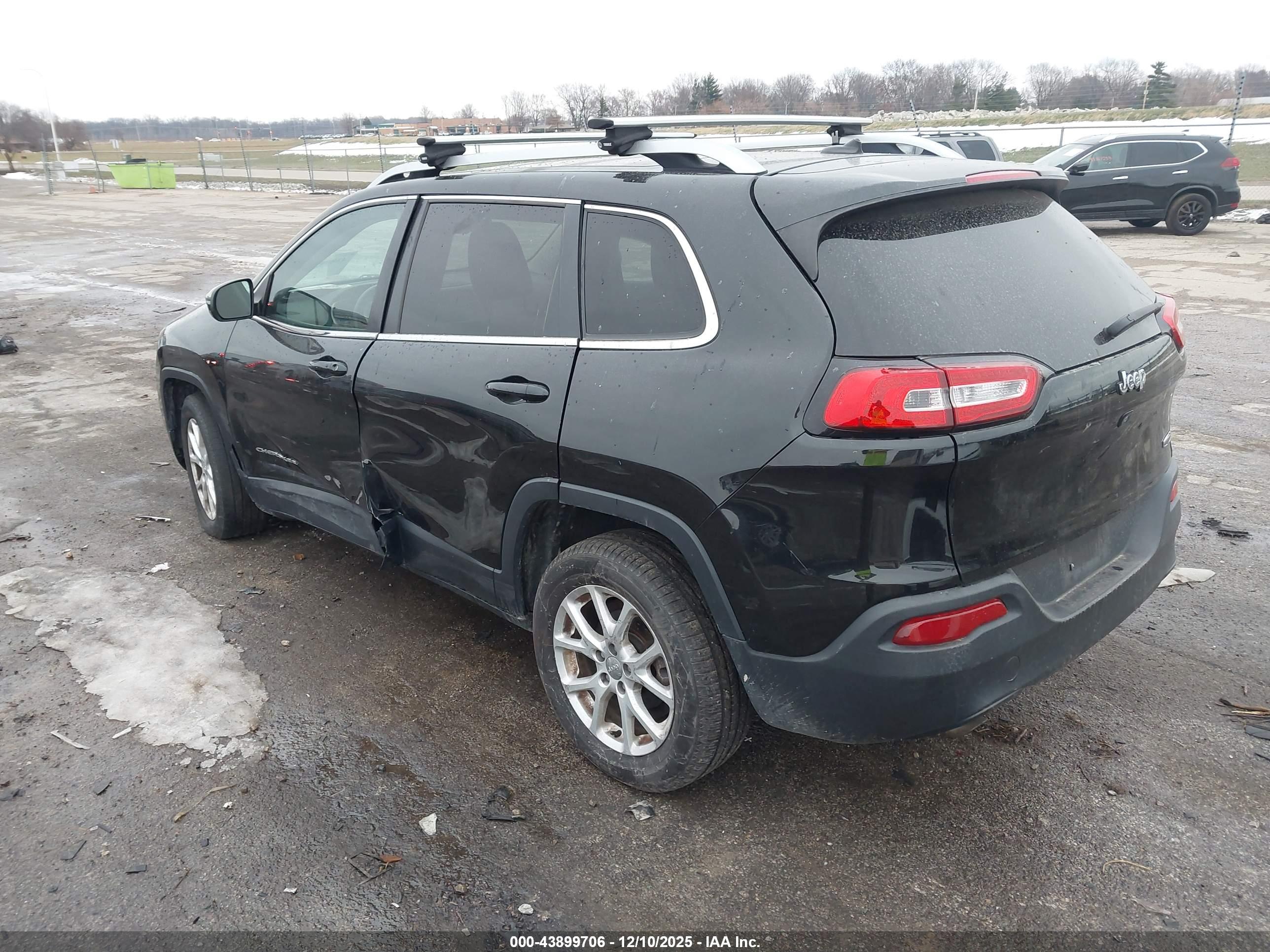 JEEP CHEROKEE image 3